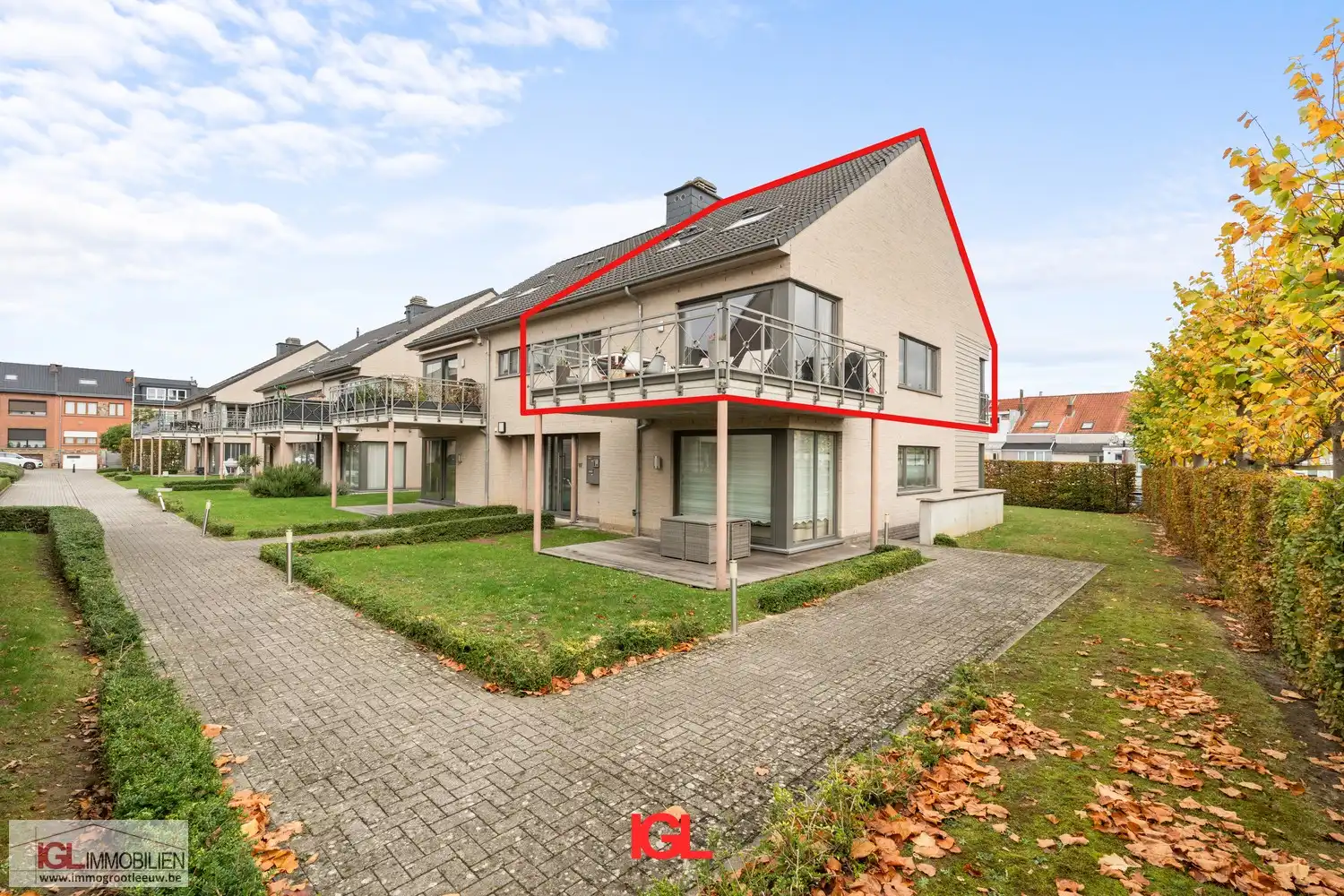 Ruim duplexappartement met 5 slaapkamers, een zonnig terras & 2 staanplaatsen foto 23