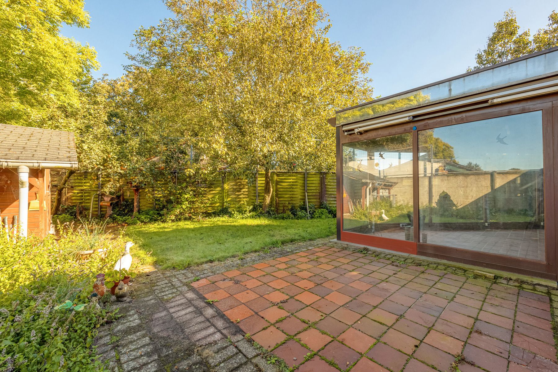 Laagbouwwoning op een perceel van 677 m². foto 15