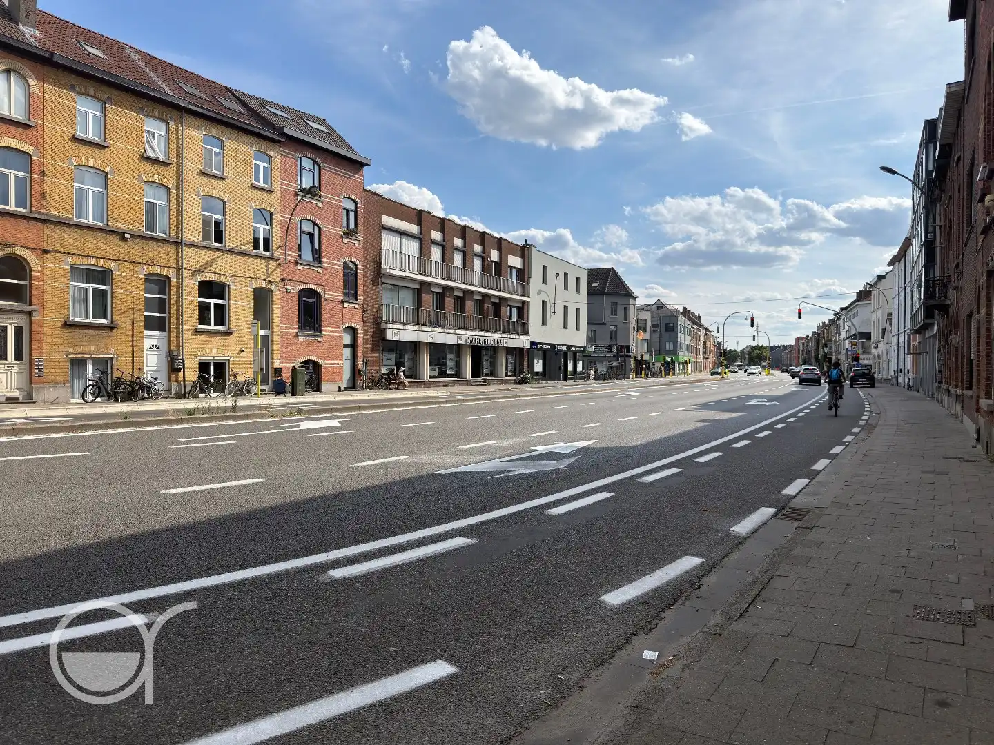 Ruim duplex-appartement op goede locatie foto 12