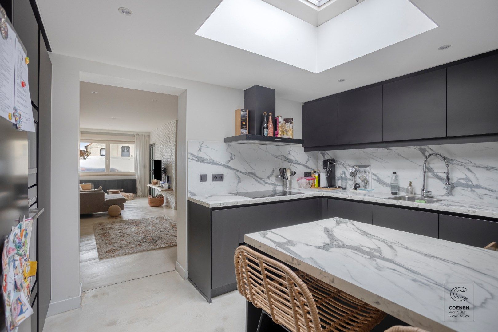 Instapklare gezinswoning van 141 m² met drie slaapkamers te Ekeren! foto 7