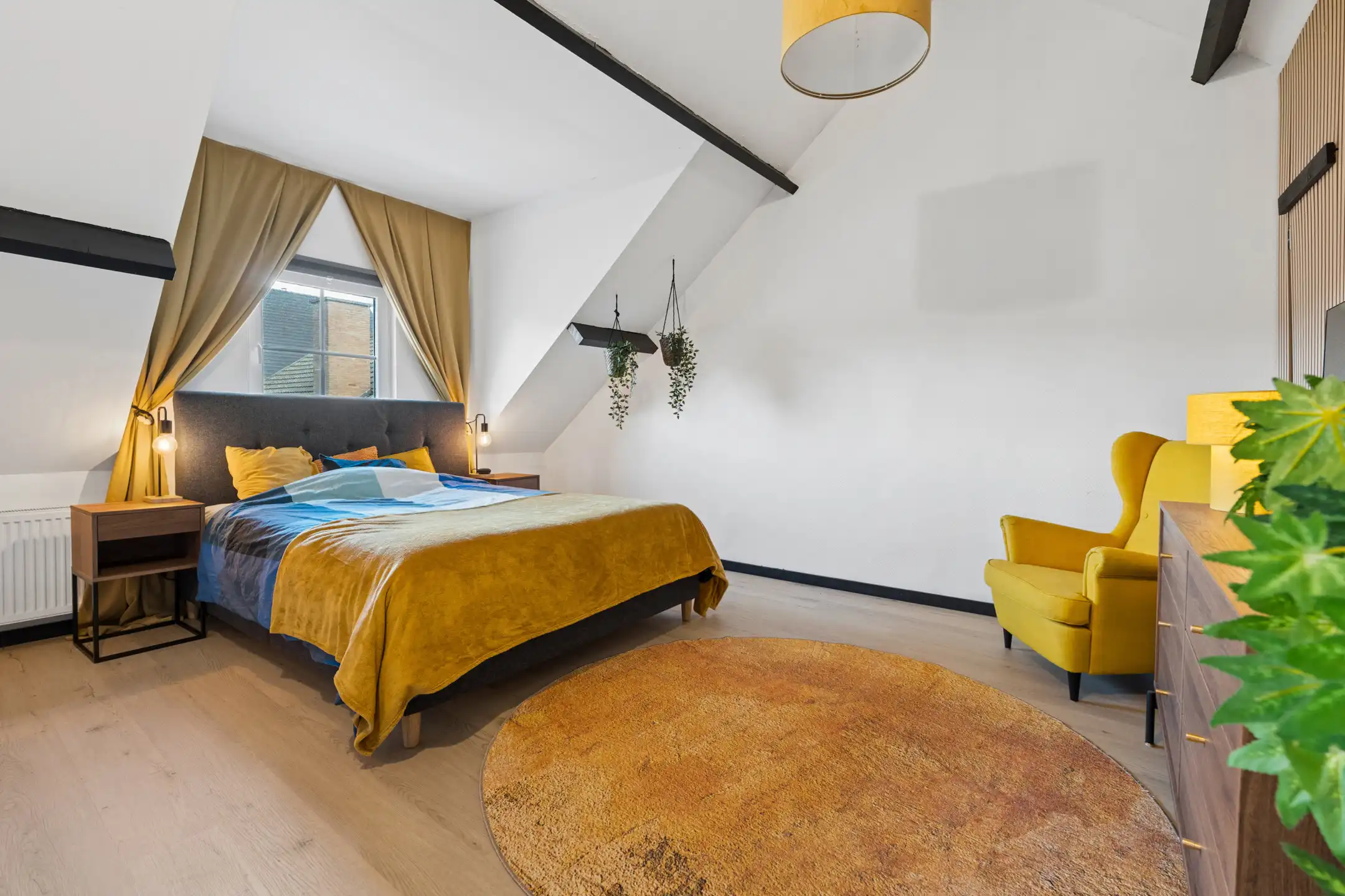 Instapklare, gerenoveerde gezinswoning met 3 slaapkamers foto 14