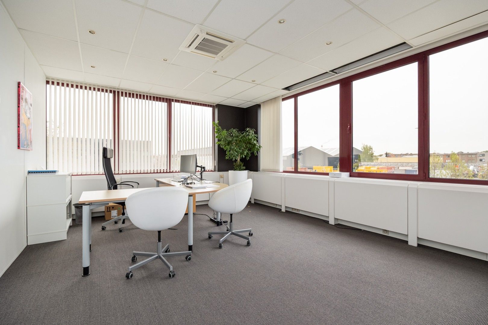 KANTOREN foto 23
