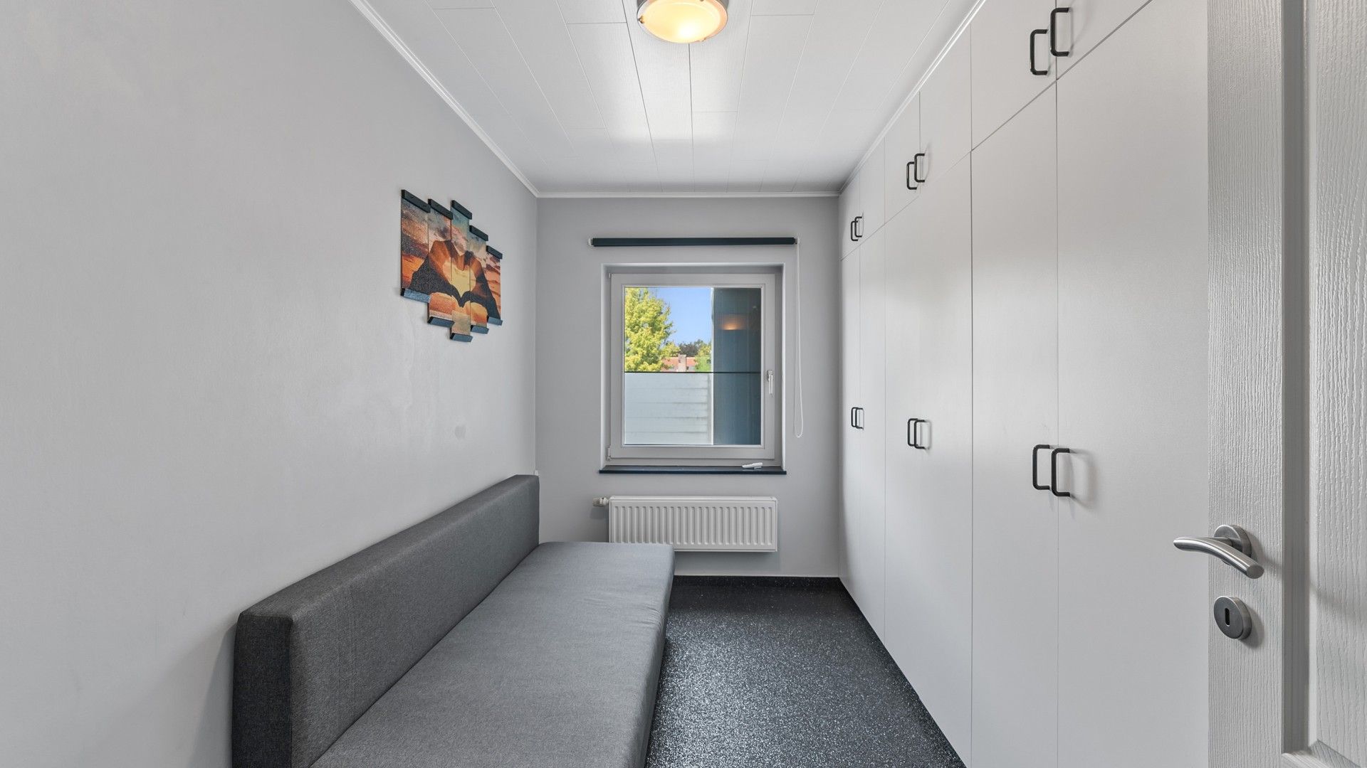 Bemeubeld app. met 2 slpkrs en riant terras van 70 m² foto 11