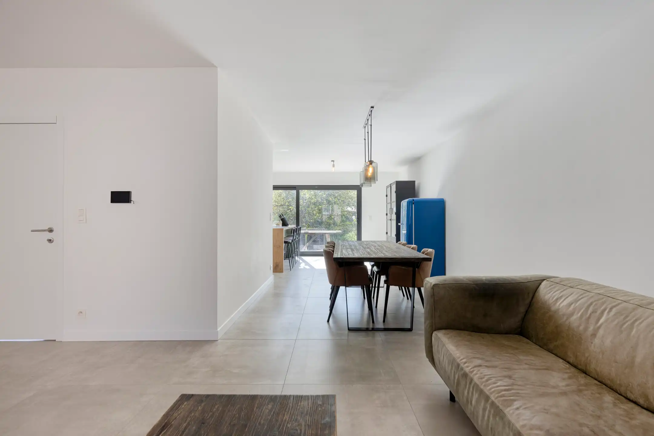 Trendy en lichtrijke woning met VEEL potentiëel foto 8