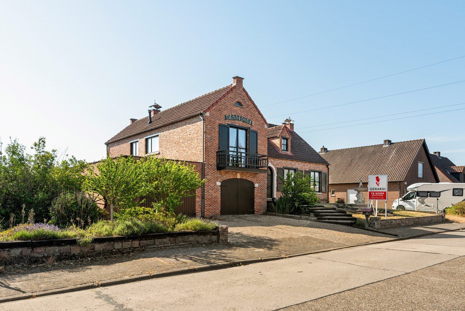 IN OPTIE. Ruime villa op 2 bouwgronden met garages/magazijn op 1291m² foto 31