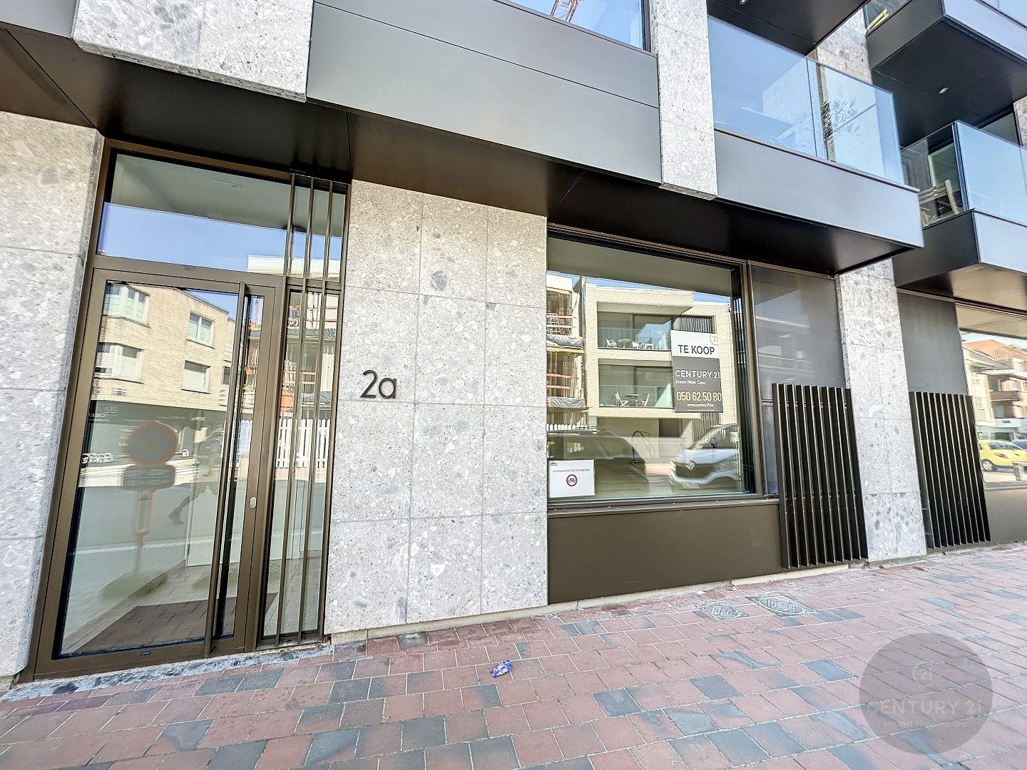 NIEUW en ZEER RUIM gelijkvloersappartement foto 27