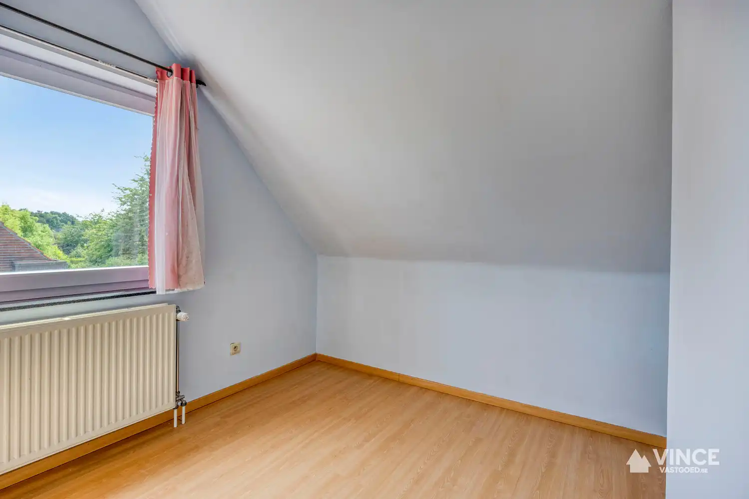 Duplex appartement met zonnig terras en garage foto 10
