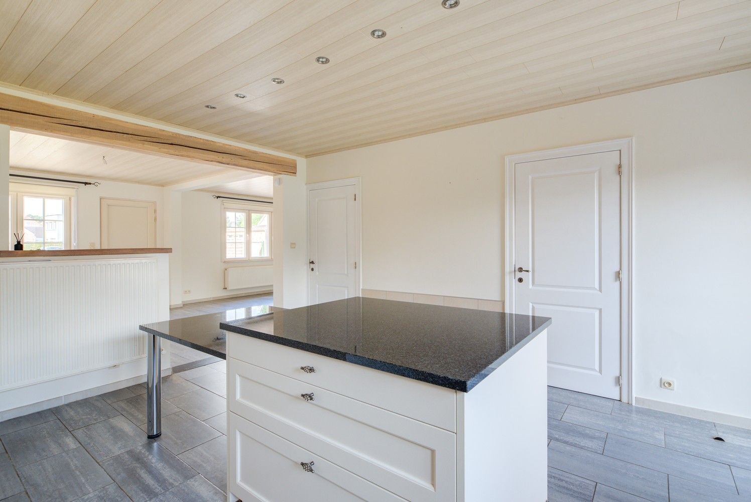 Instapklare woning OB met drie slaapkamers en grote tuin. foto 8