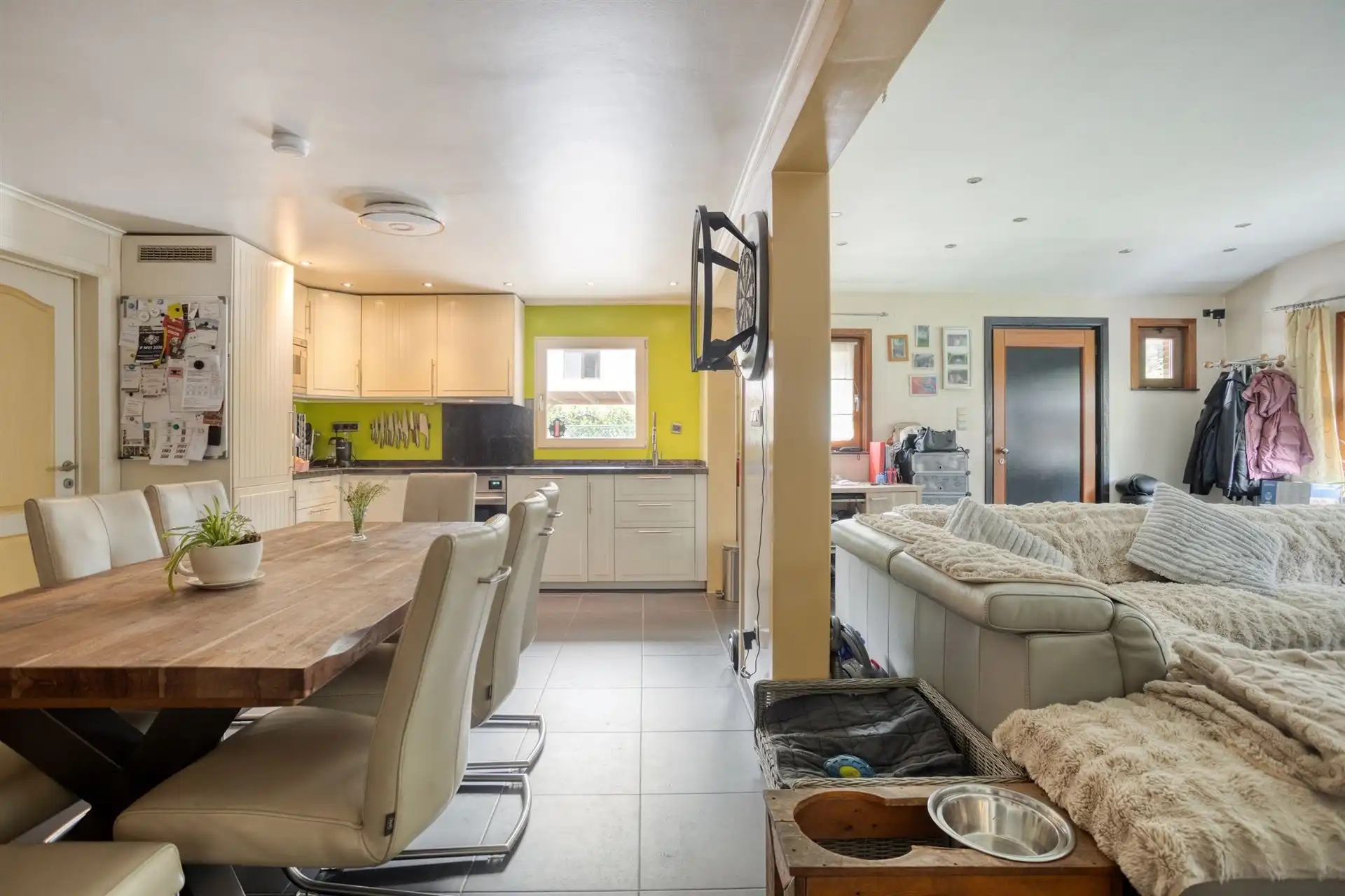 Verzorgde recreatiewoning op een rustige, bosrijke locatie! foto 6