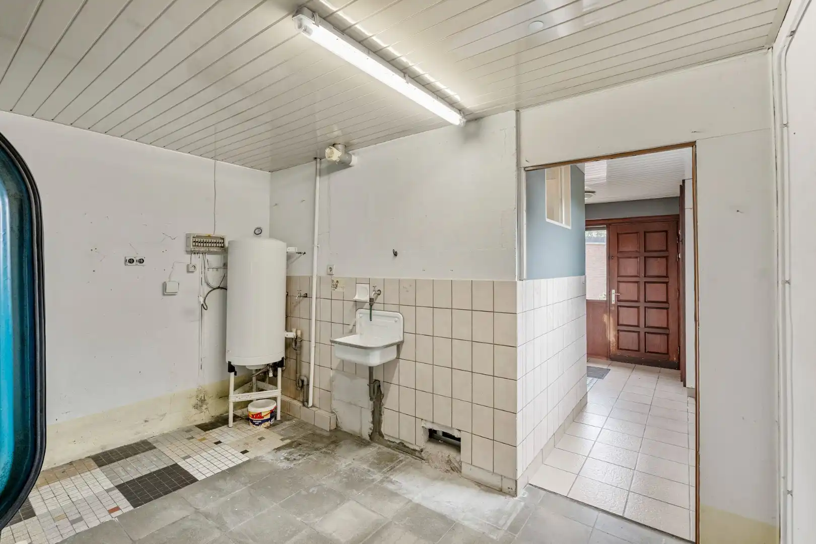 Te renoveren halfvrijstaande gezinswoning op een perceel van 5a03ca te Neeroeteren!  foto 27