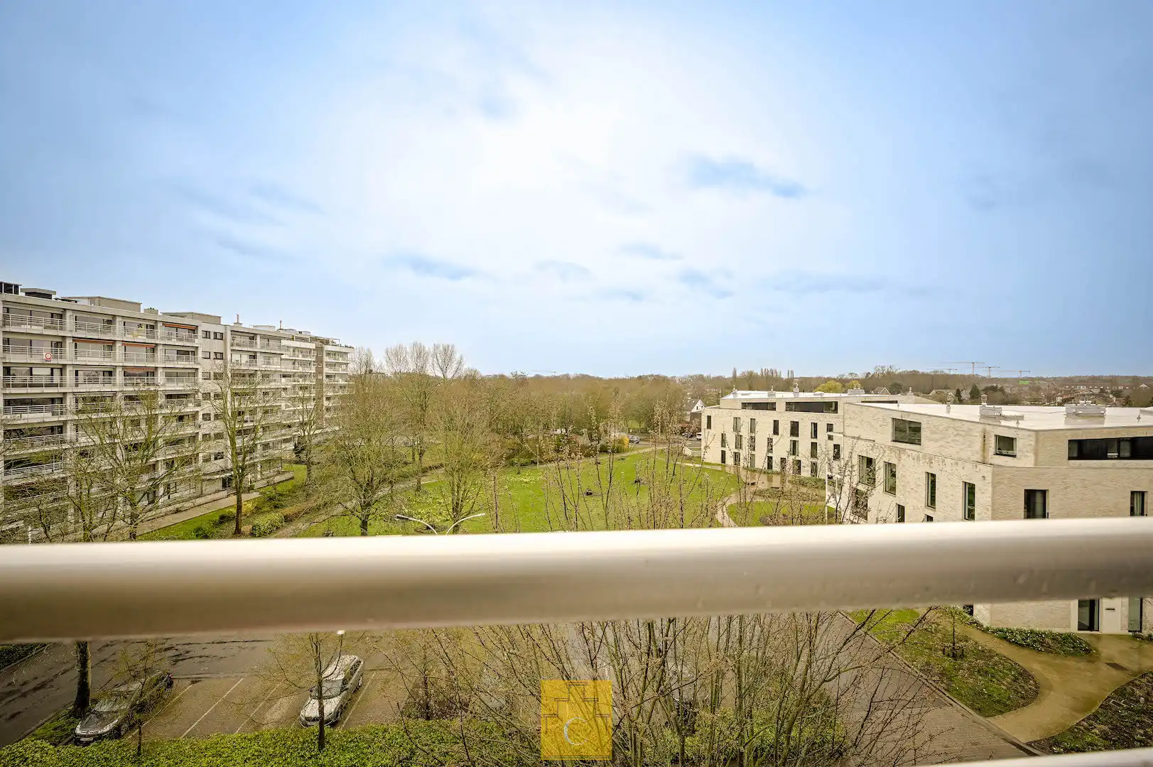 Stijlvol dakappartement met panoramisch uitzicht foto 4