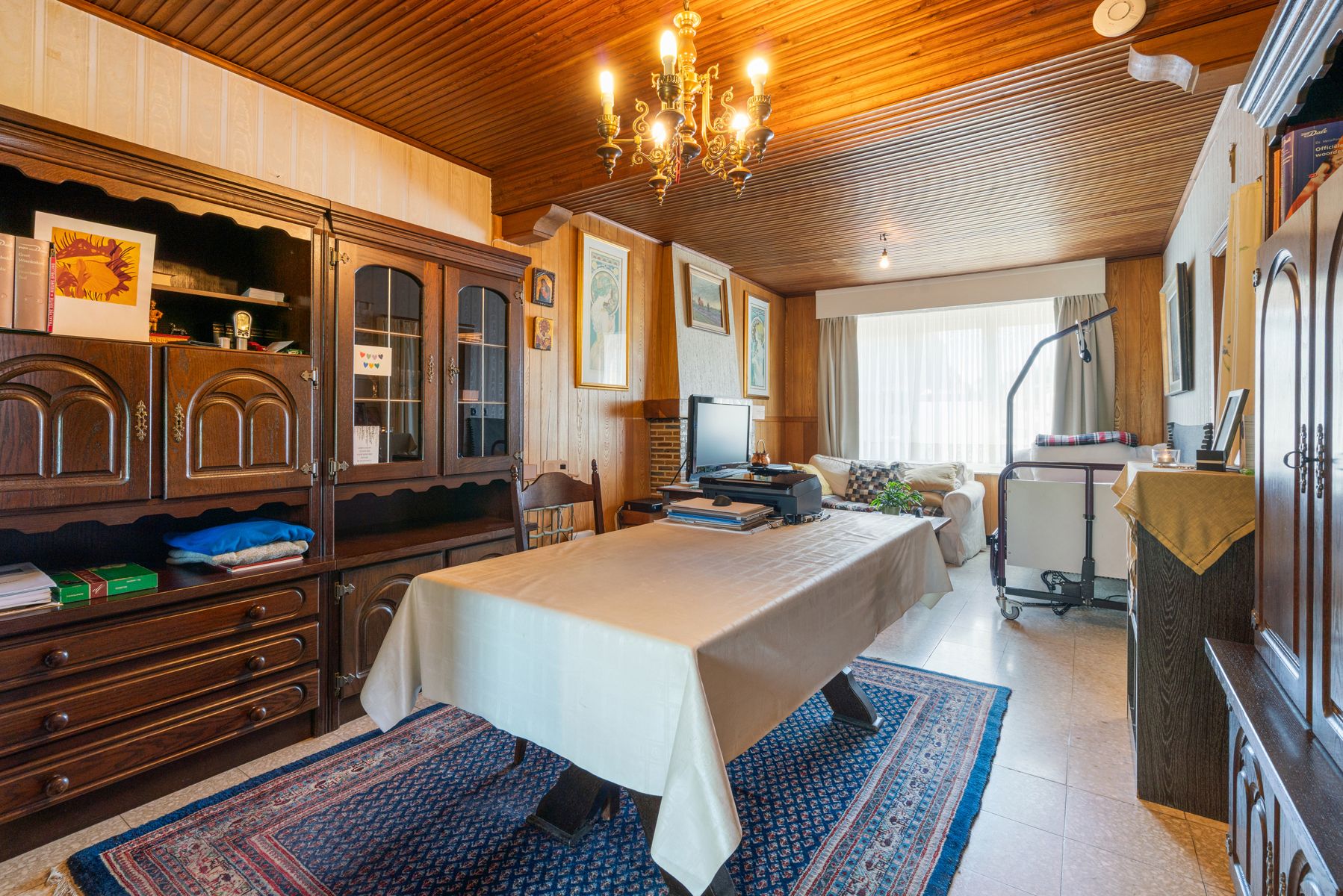 Te renoveren woning met 4 slaapkamers en mooie tuin in het rustige Haaltert foto 6