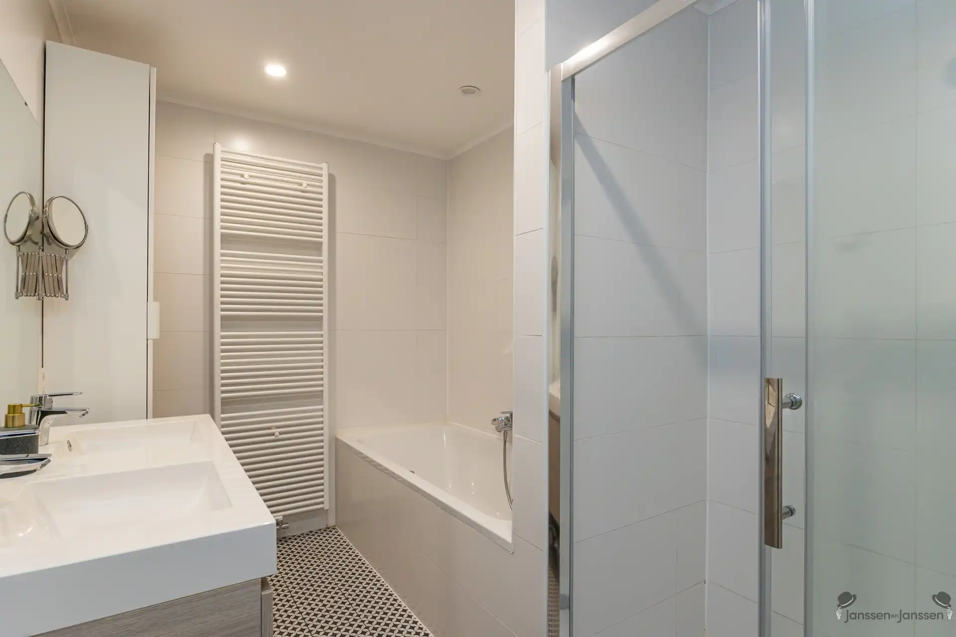 Sfeervolle, instapklare gezinswoning in rustige doodlopende straat met EPC B foto 11