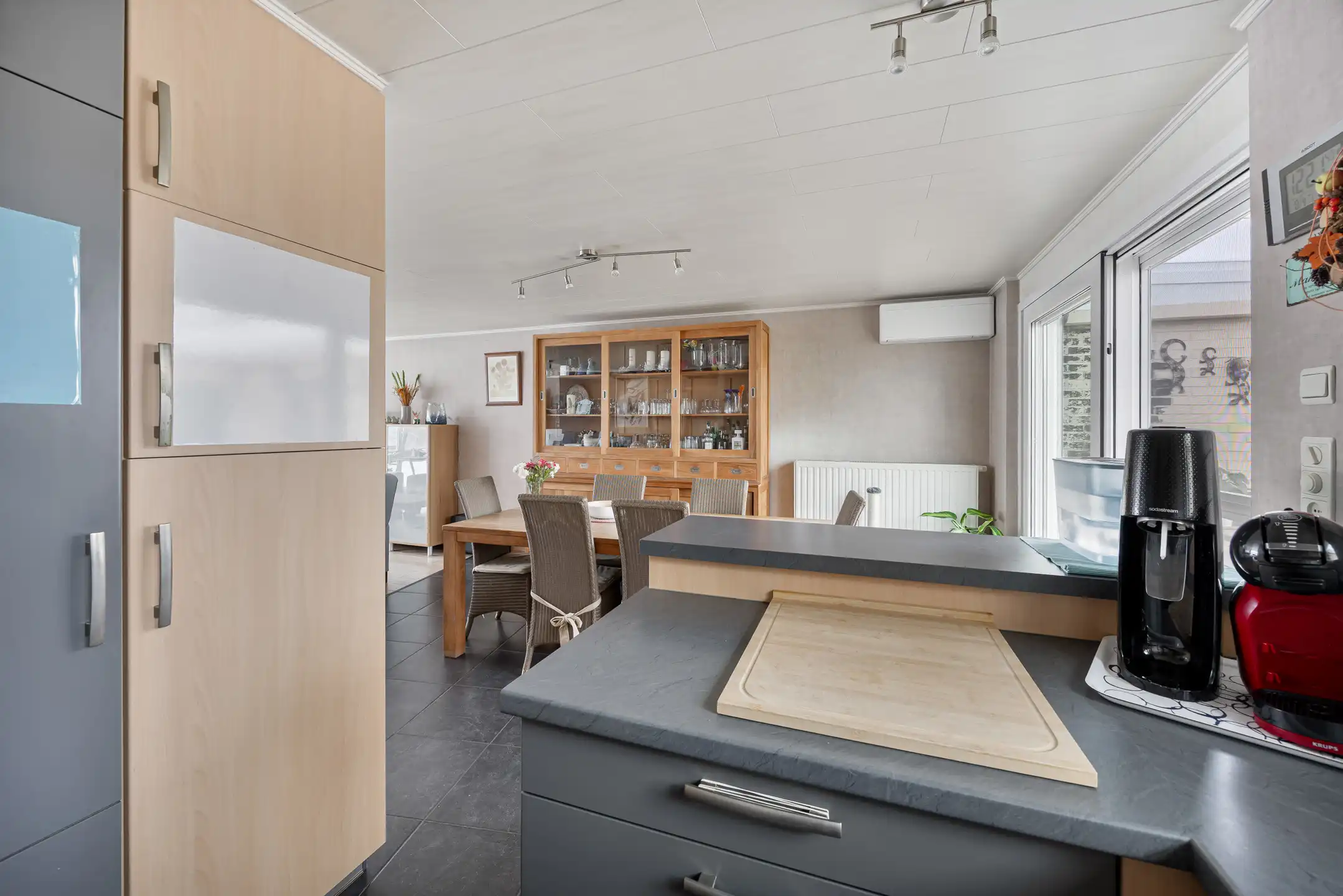 goed verzorgde woning met 3 slaapkamers , garage en terras foto 11