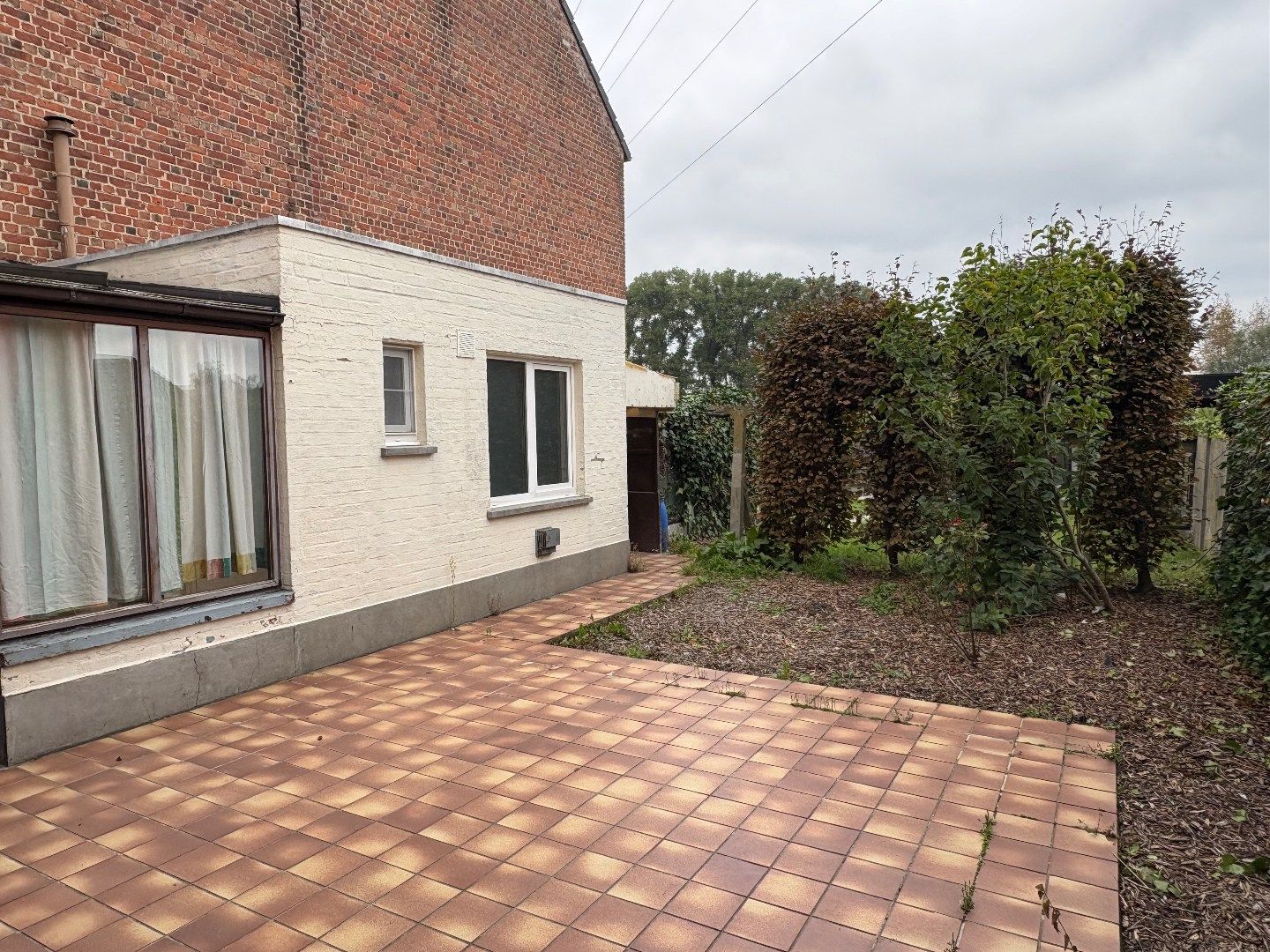 Sterke woning in beton met 3 garages, landelijke verzichten in Hulste. foto 19