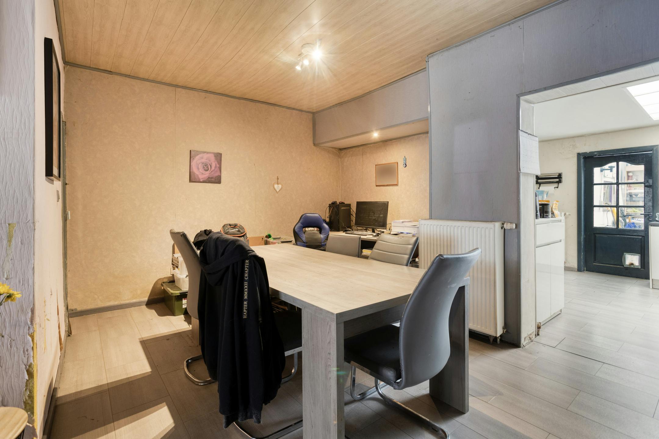 Huis met 5 slaapkamers en tuin in Deurne! foto 5