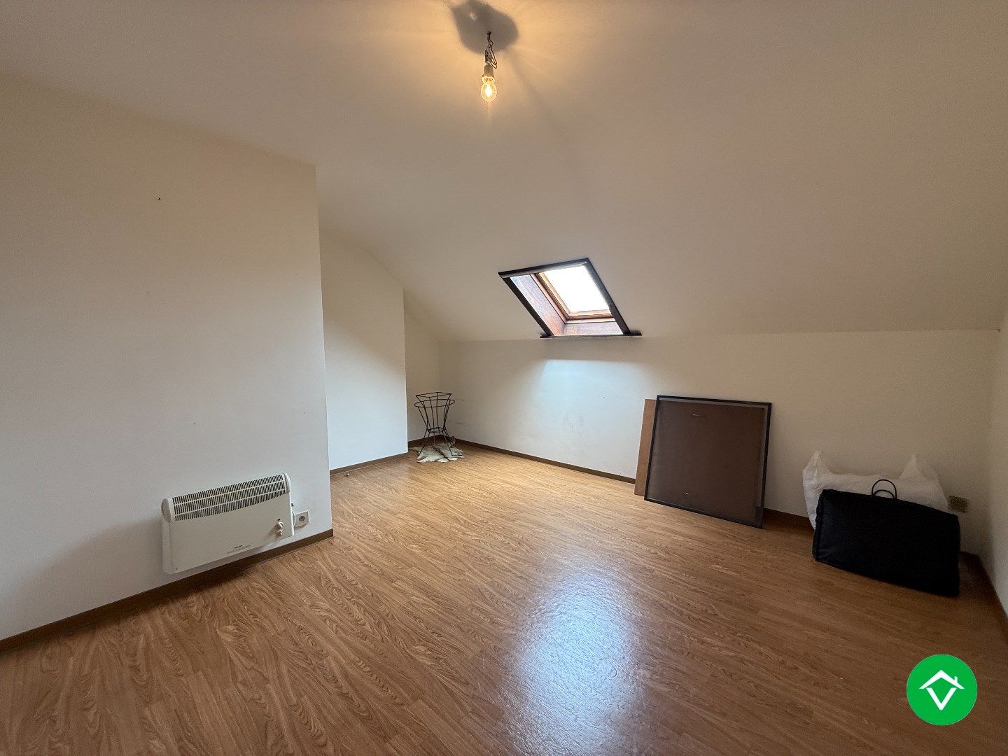 Alleenstaande woning met 5 slaapkamers, tuin en garage/loods te Roeselare foto 17