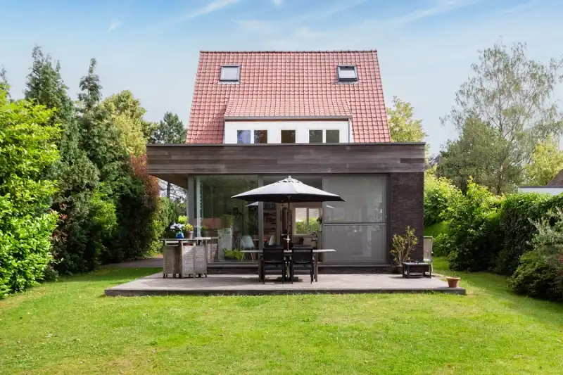 Instapklaar! Prachtige karaktervolle villa met hedendaagse luxe, veel lichtinval, toplocatie! foto 2