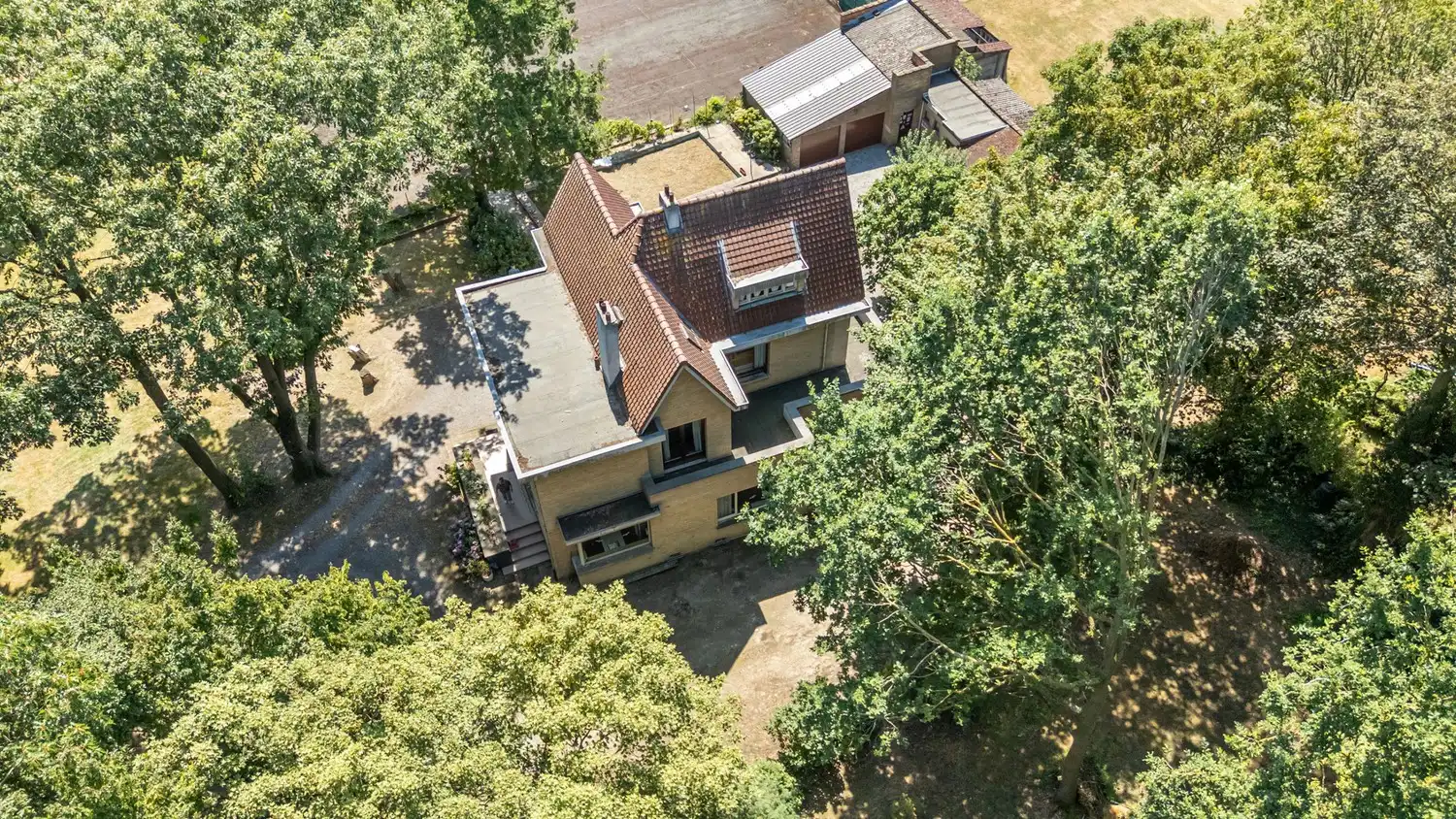Karaktervolle villa op uitzonderlijk parkdomein van 67 are met ontwikkelingspotentieel vlakbij Gent foto 15