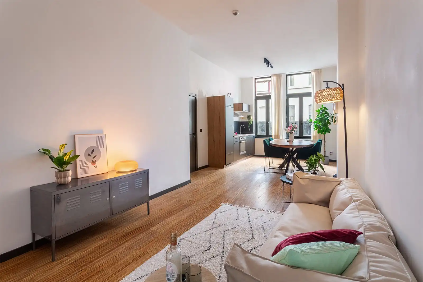 Ruime duplex om de hoek van Park Spoor Noord – Instapklaar én energiezuinig foto {{pictureIndex}}
