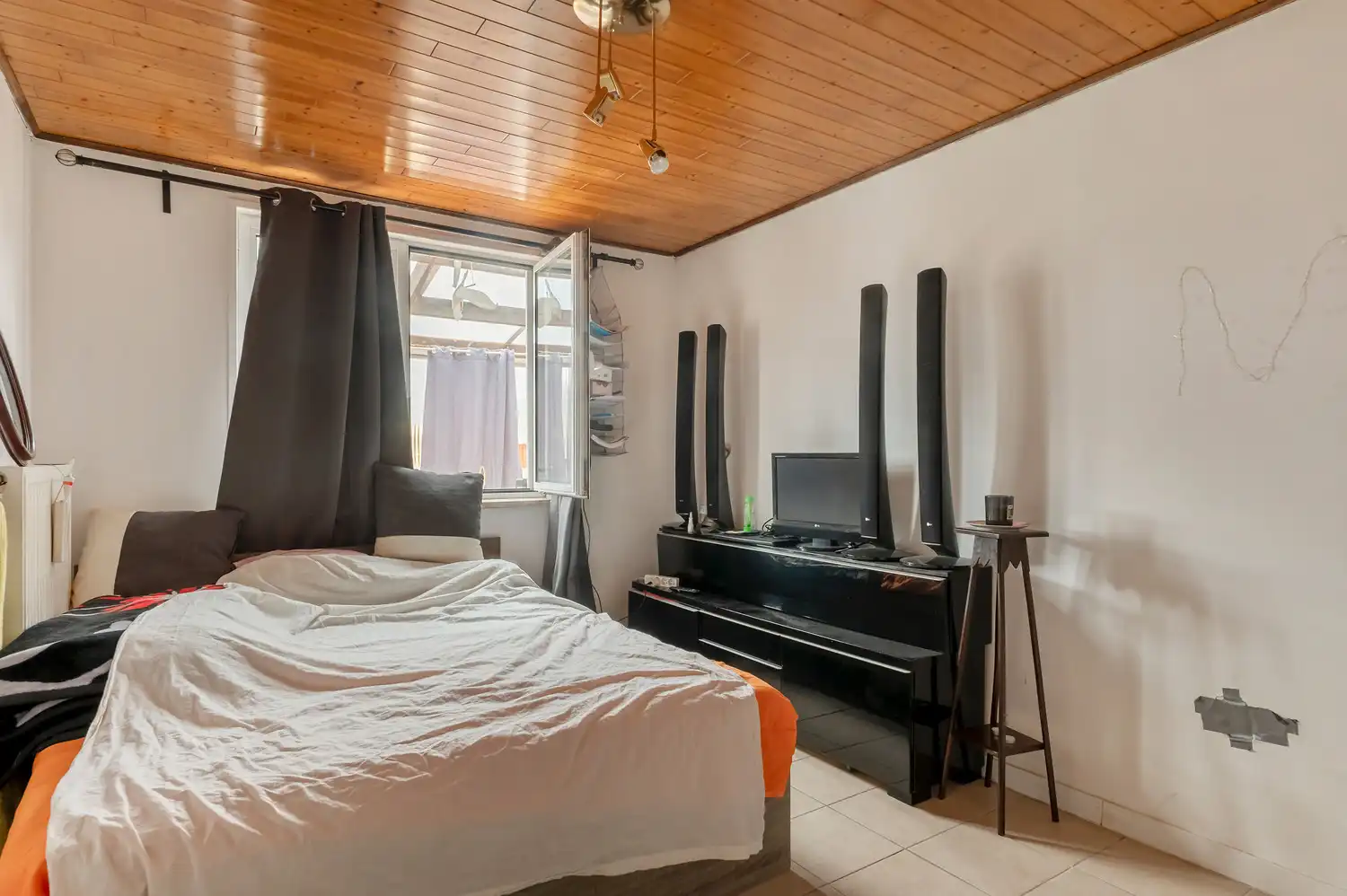 Gezinswoning, laagbouw, 3 slaapkamers, garage, tuin foto 6