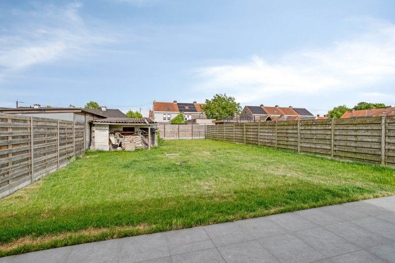Moderne nieuwbouwwoning TE KOOP in een rustige buurt in WAREGEM! foto 17