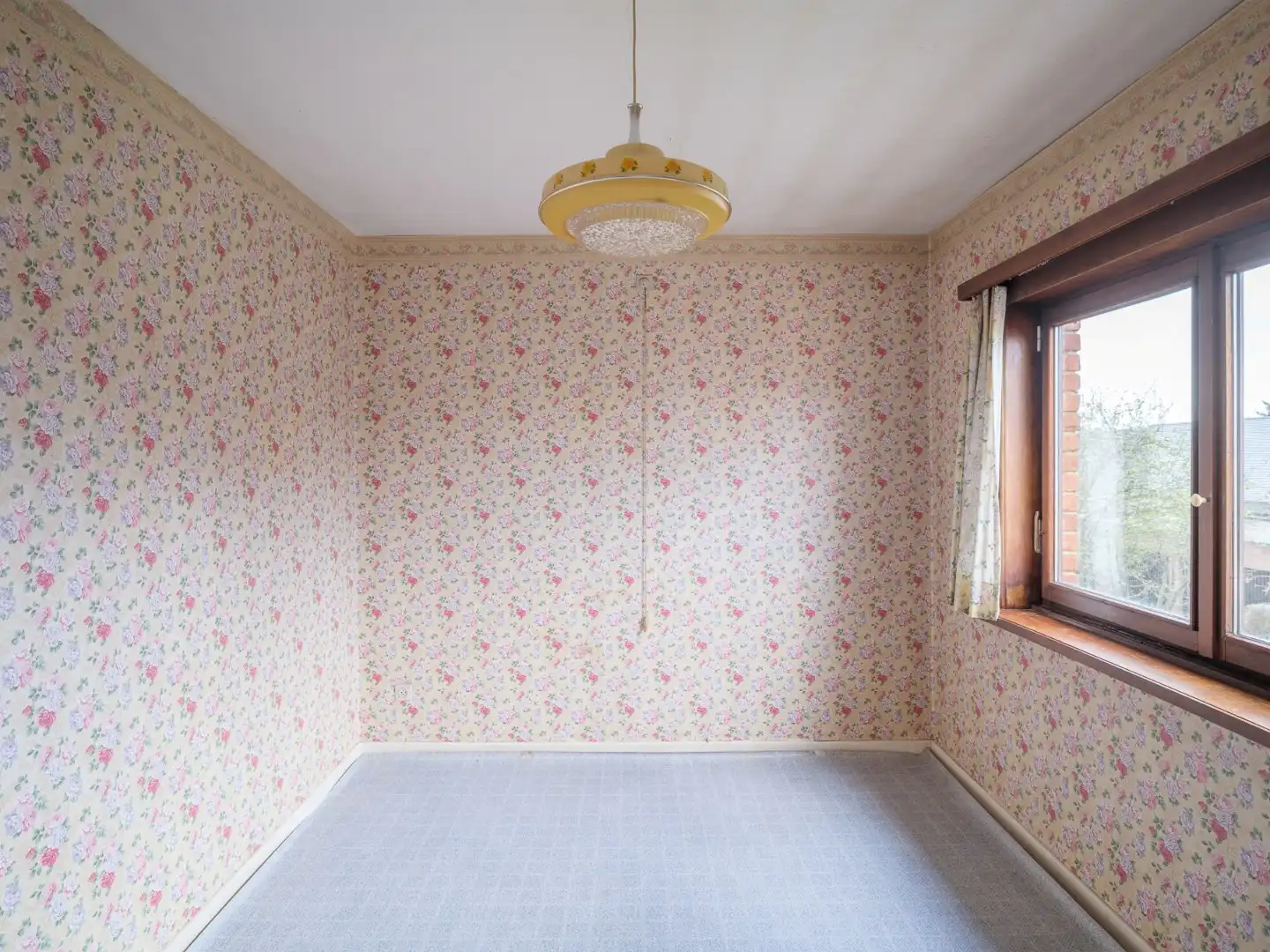 Te renoveren gezinswoning met vier slaapkamers en tuin in Wondelgem foto 15