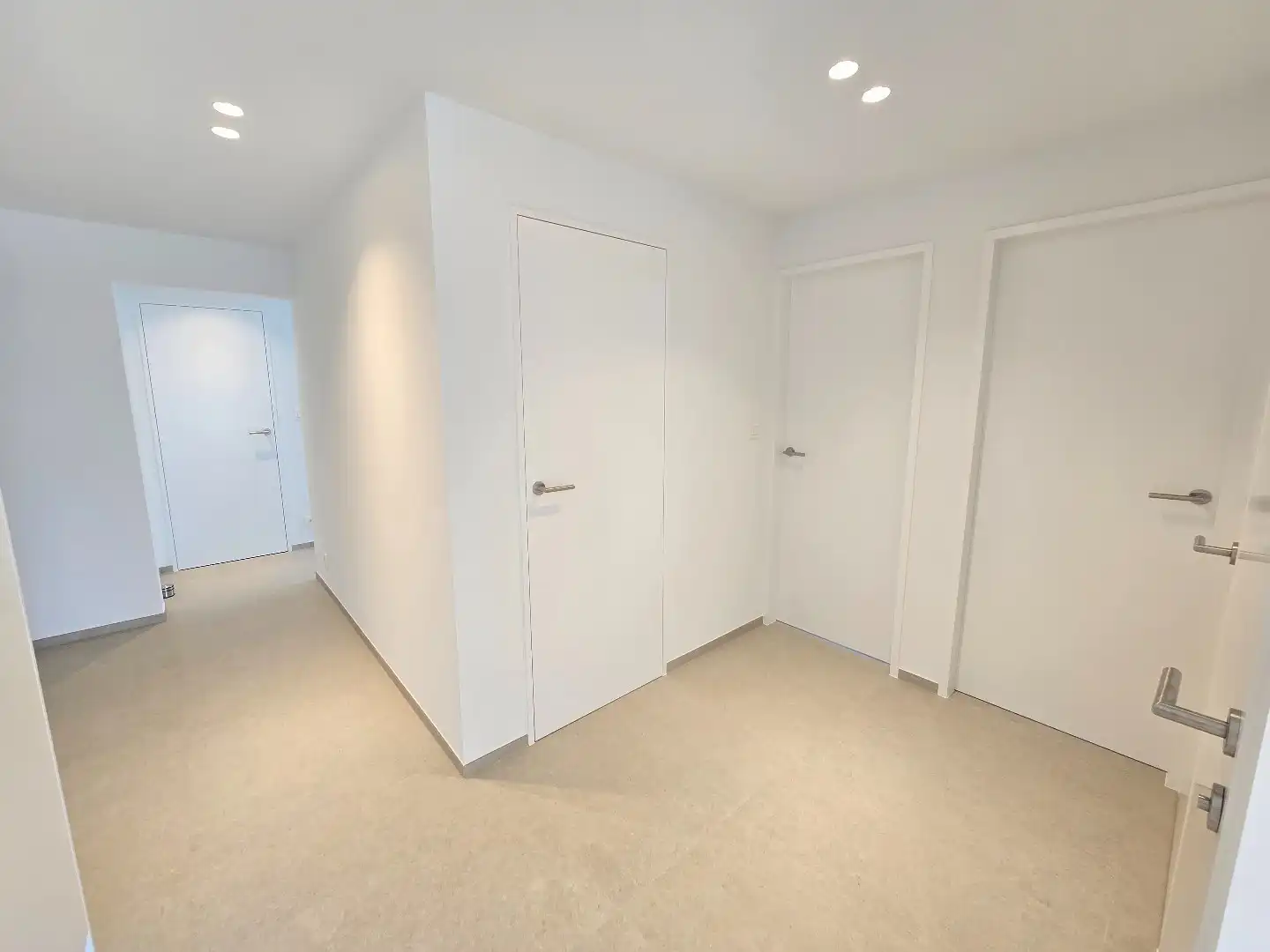 Hoekappartement op het Esplanadeplein met 3 slaapkamers en 2 badkamers foto 7