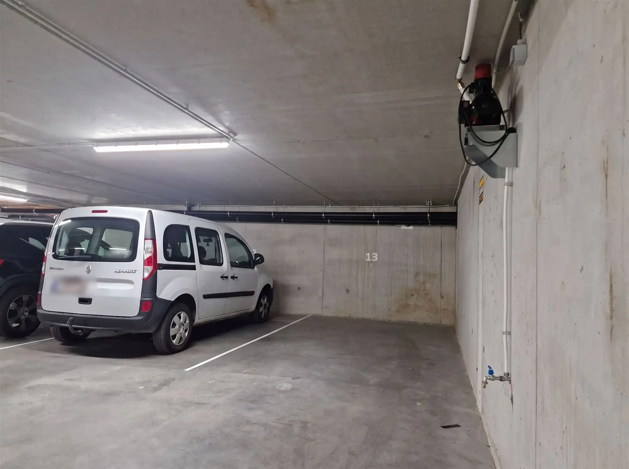 Autostaanplaats te huur in Haacht! foto 3