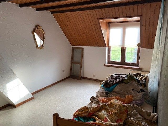 Te renoveren woning met 3 slaapkamers  en tuin. foto 10