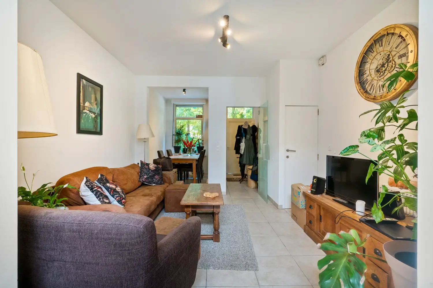 Instapklare, gerenoveerde woning met 3 slaapkamers nabij hartje Lier foto 3
