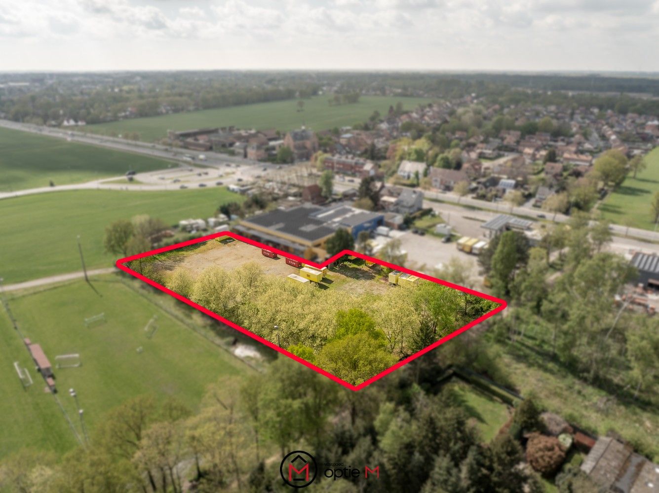 Ruim buitenterrein te huur in Kiewit, Hasselt foto 4
