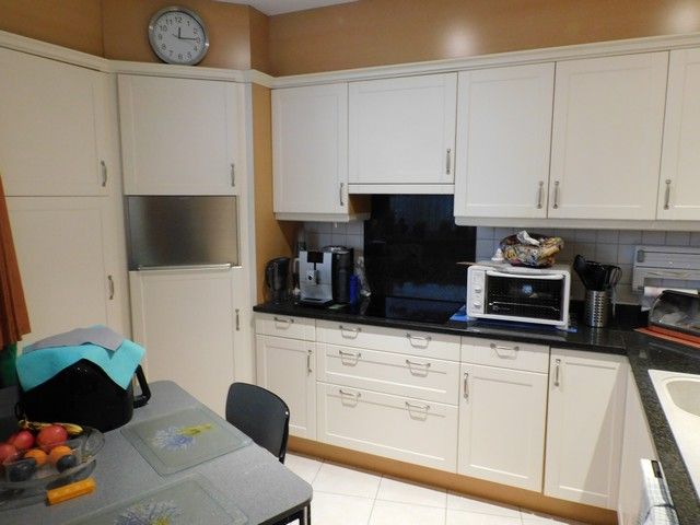 Prachtig gelijkvloers appartement in het centrum met garage   foto 6