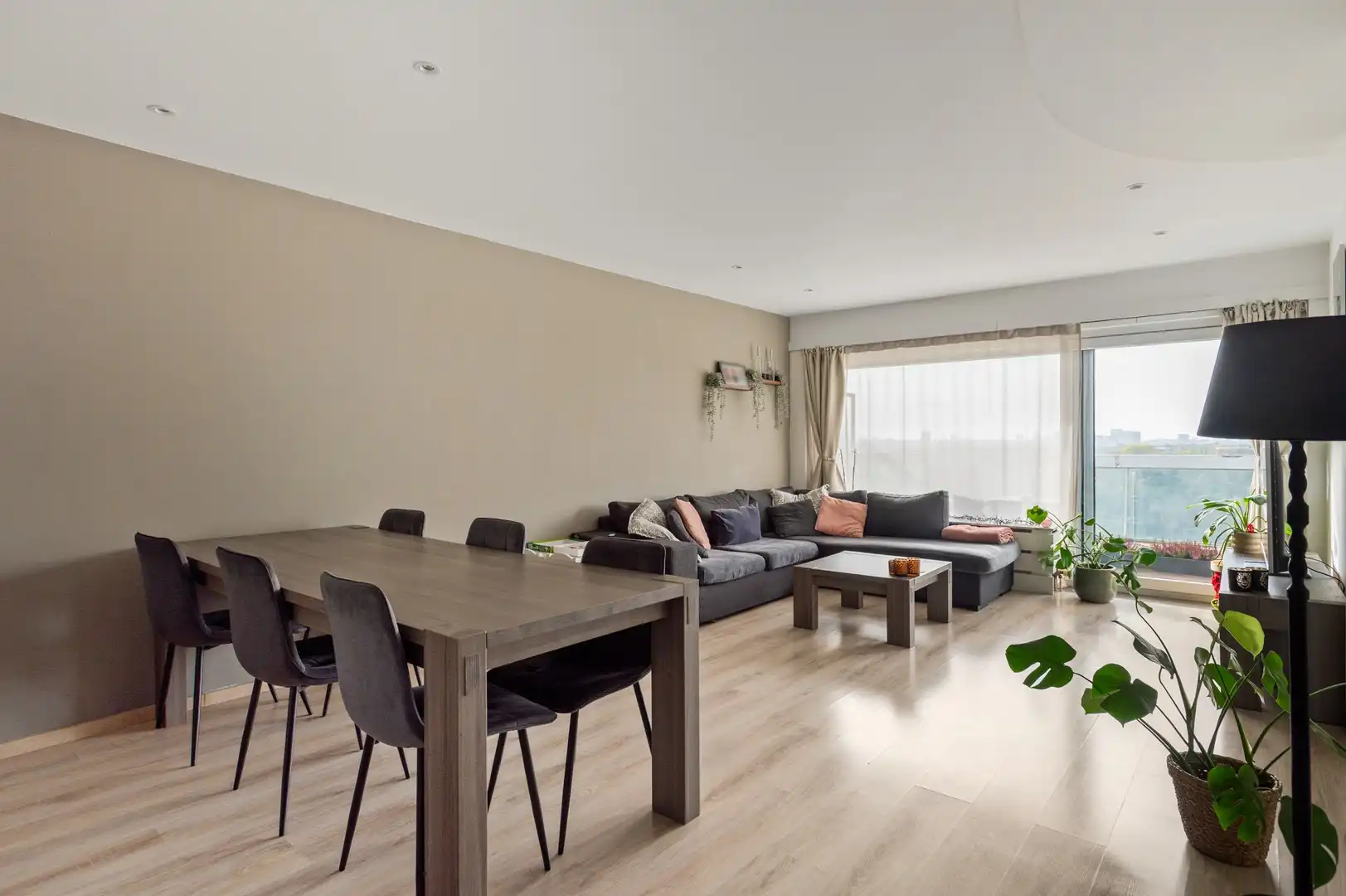 Ruim appartement met 3 slpk en panoramisch zicht foto 3