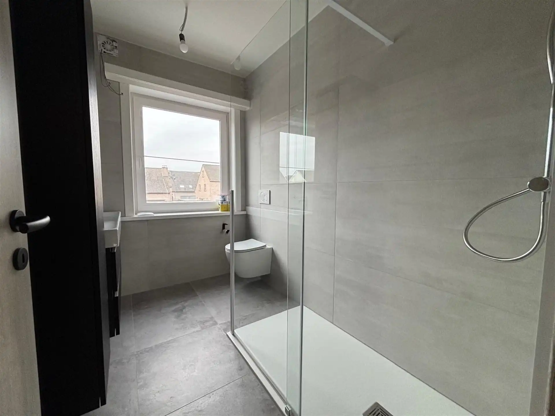 Gerenoveerde woning met drie slaapkamers te Hofstade foto 13