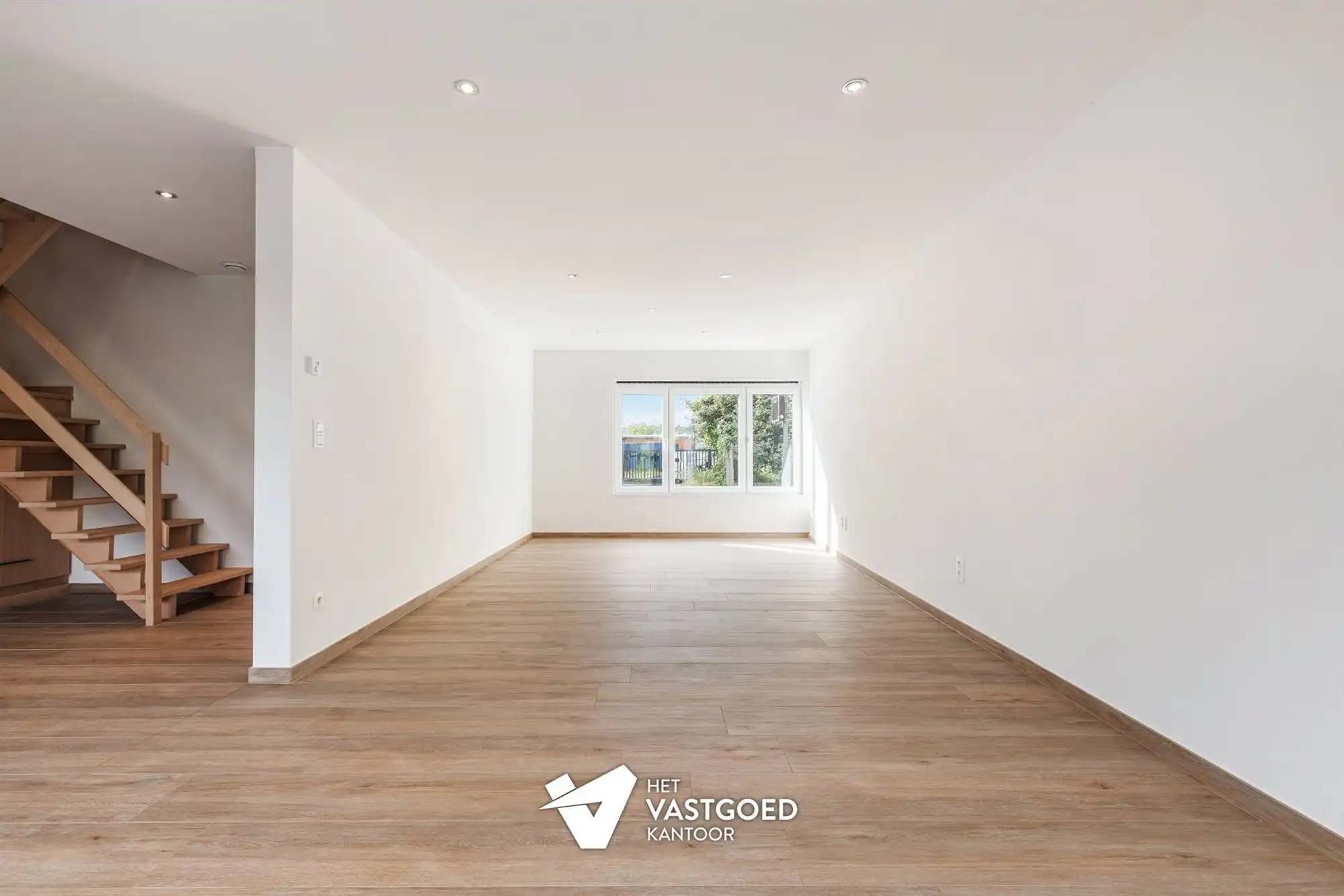 KWALITATIEF GERENOVEERDE WONING VLAKBIJ CENTRUM foto 8