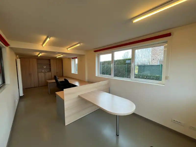 Bedrijfsgebouw met woning te koop foto 8