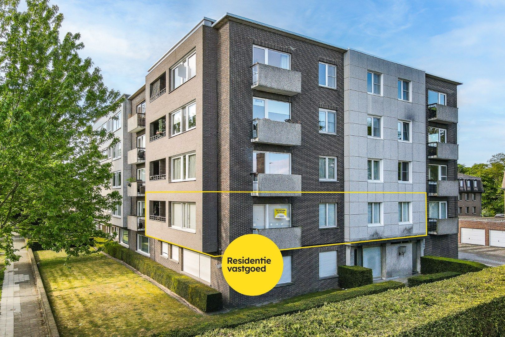 Ruim appartement op toplocatie met 3 slpks én garage in Sint-Andries foto 14