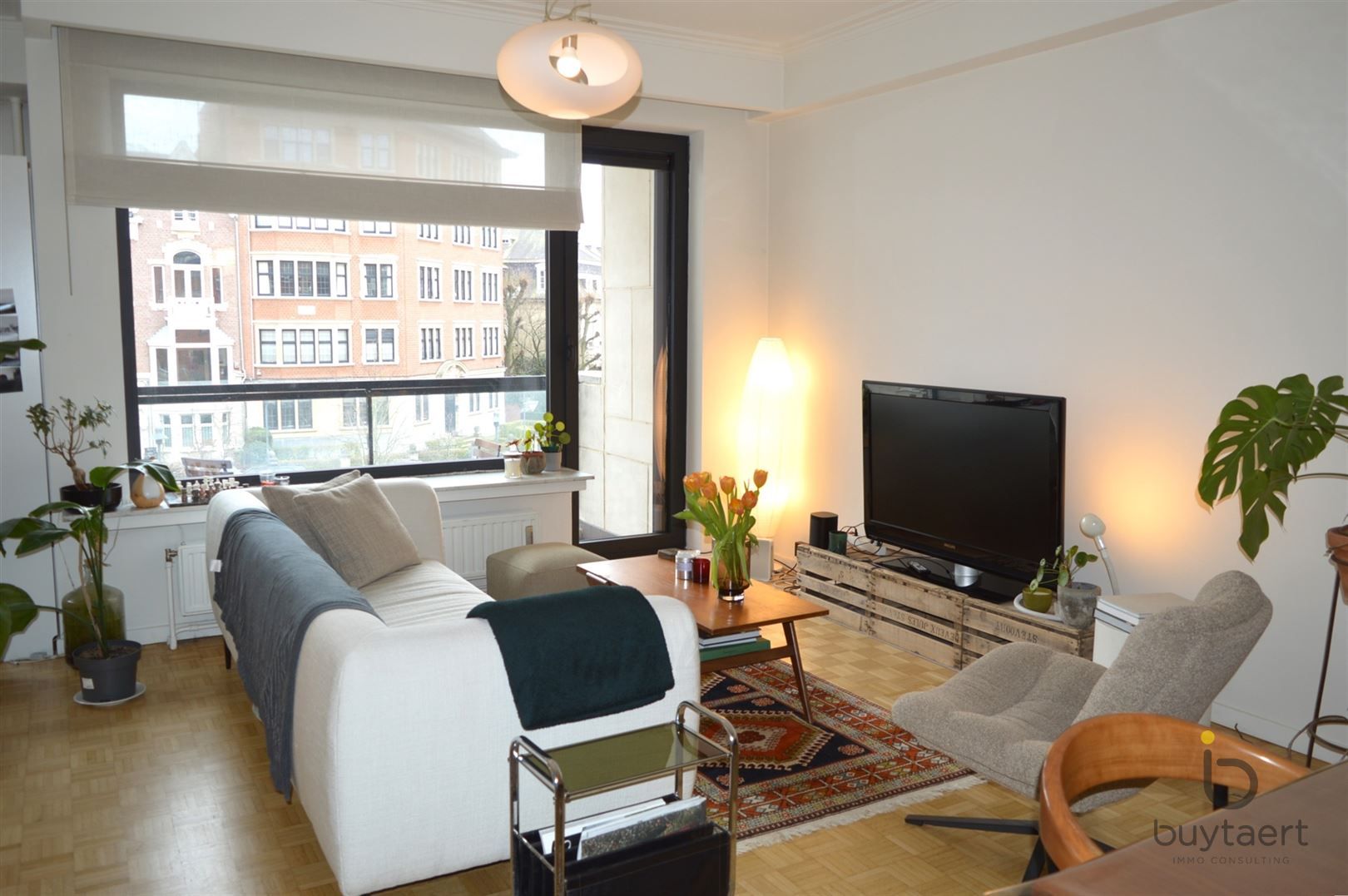 Gerenoveerd twee slaapkamer appartement op top locatie. foto 5