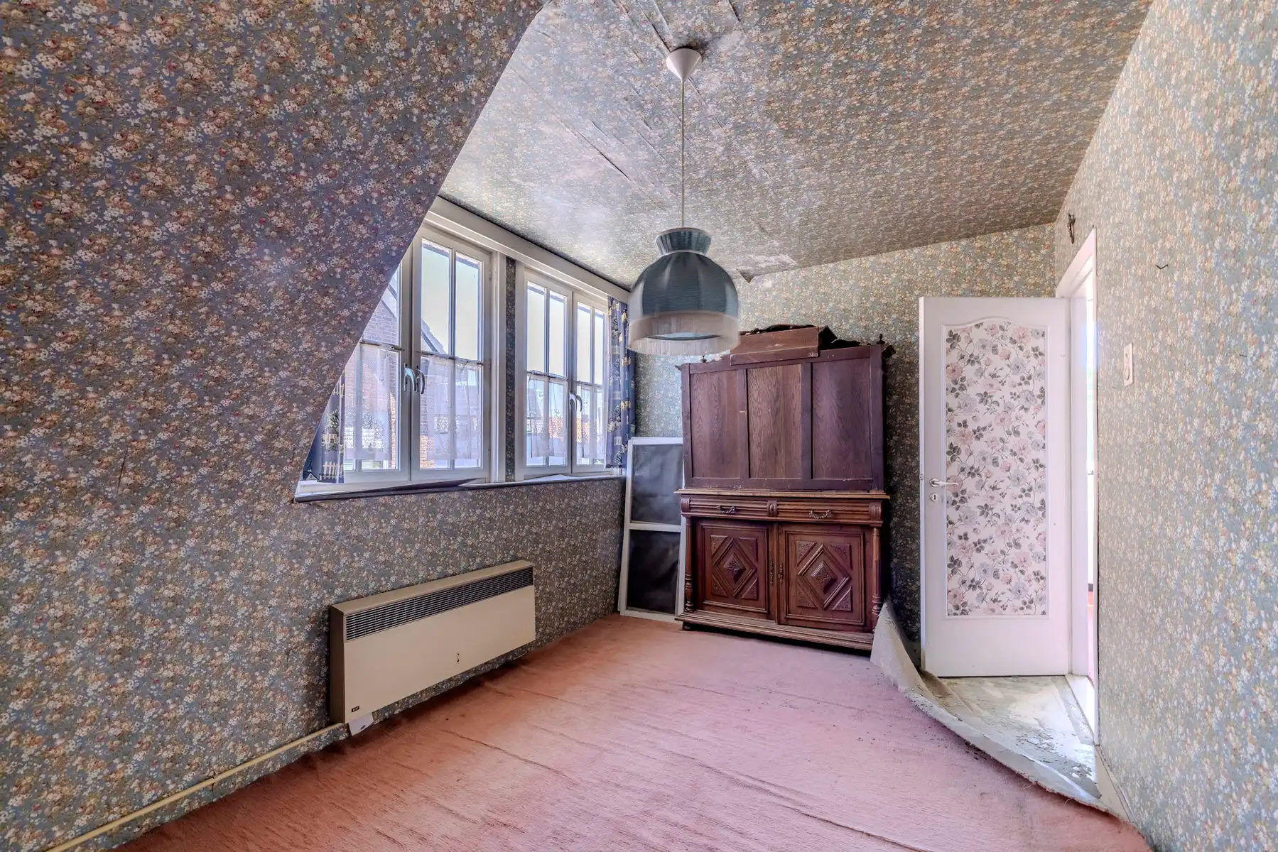 Op te frissen woning gelegen in groene omgeving op ruim 995 m² grond  foto 20