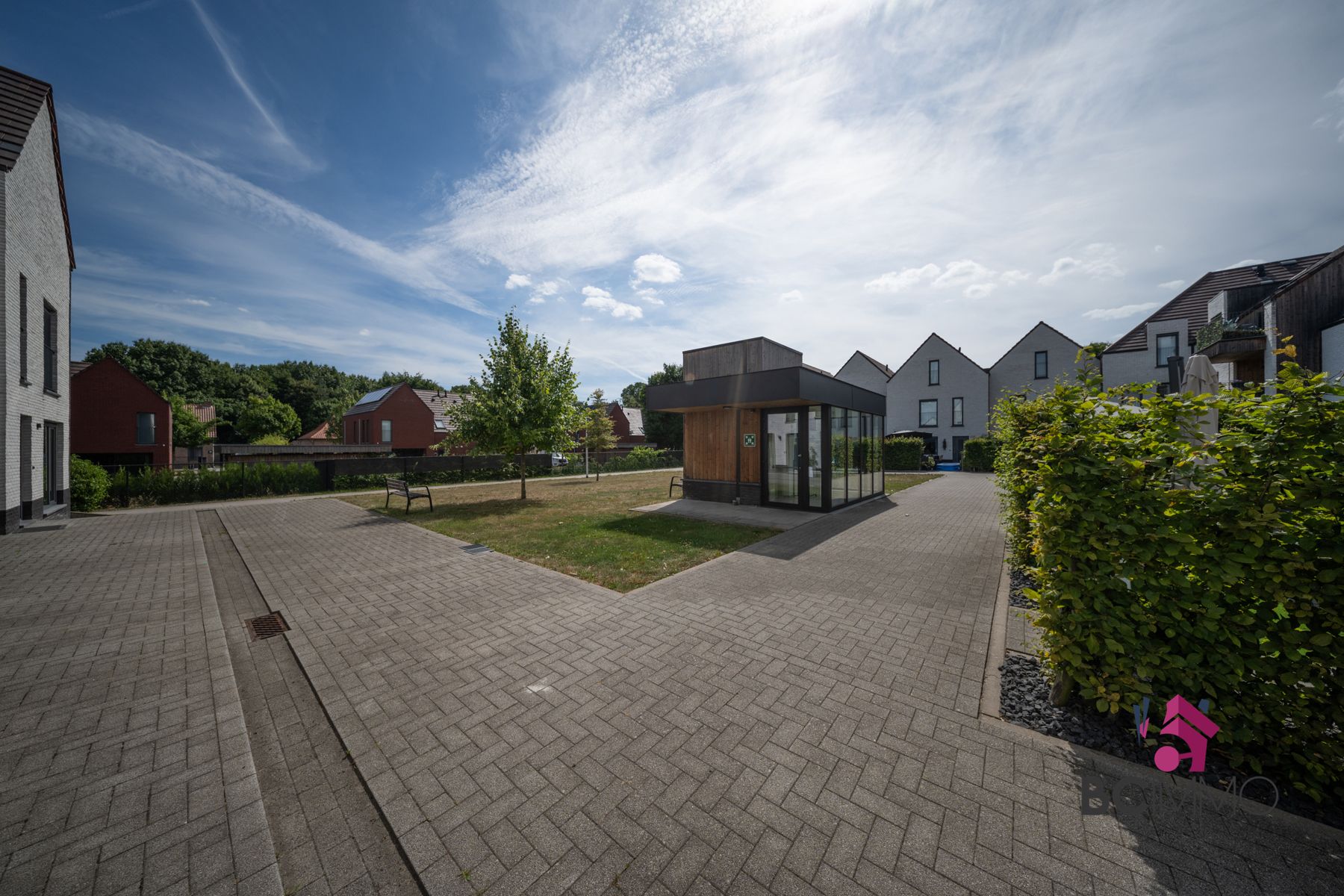 Ruime gezinswoning met 5 slaapkamers en een mooie tuin foto 25