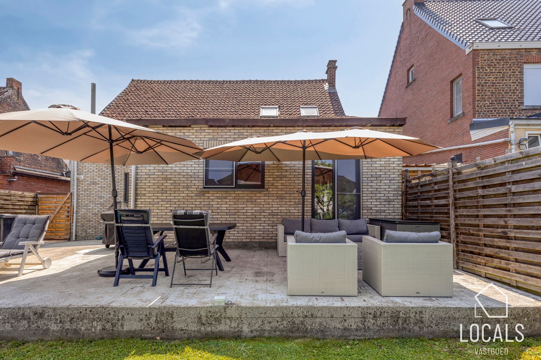 Halfopen bebouwing met 3 slpks, tuin en garage  foto 21