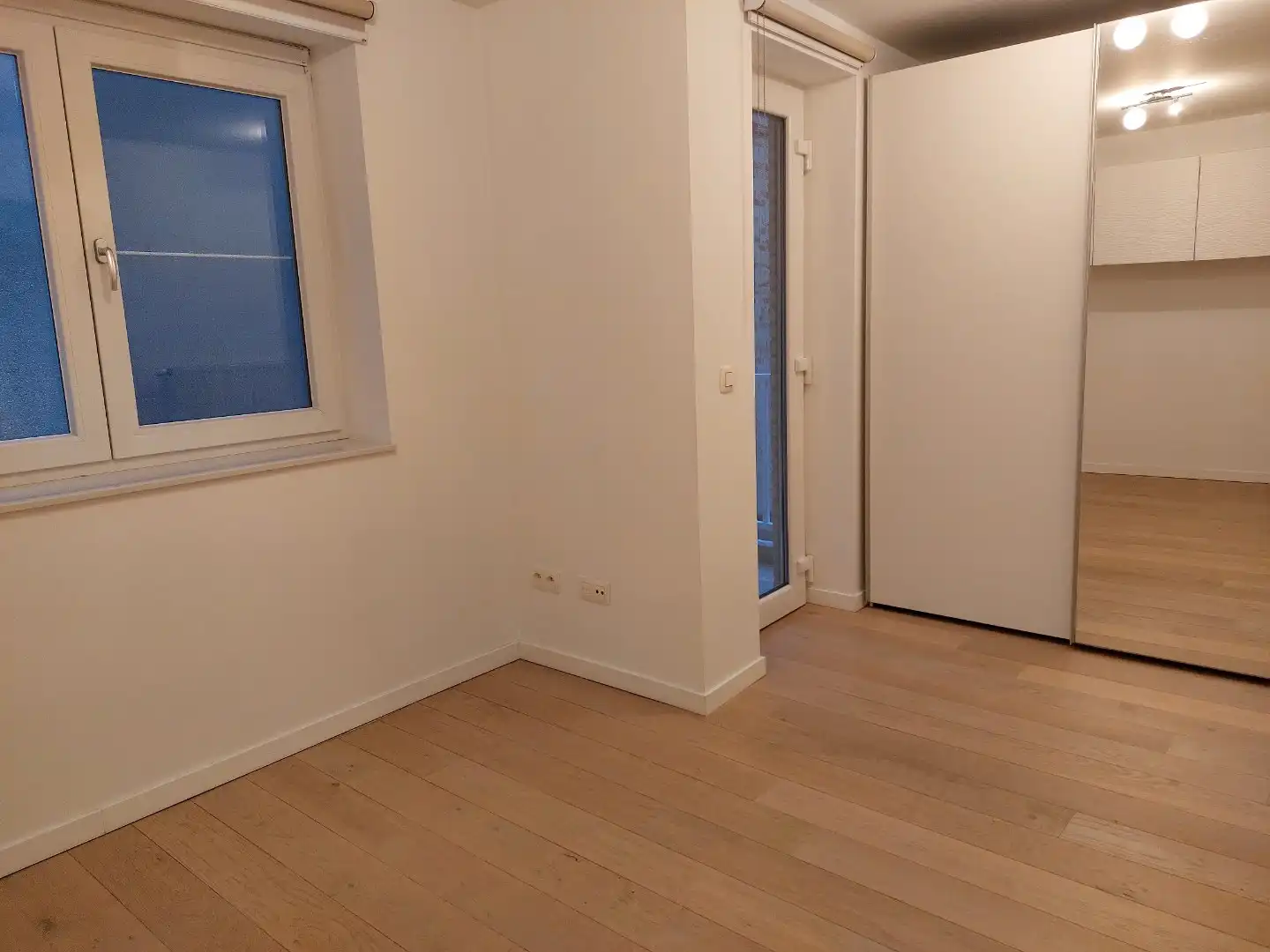 PRACHTIG RECENT APP. GELEGEN JOZEF II STRAAT - TOPLIGGING! foto 15