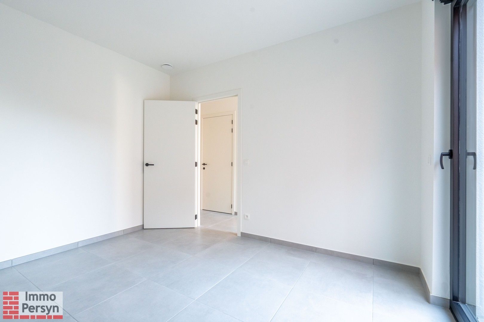Nieuwbouw 2-slpk appartement met ruim terras foto 11