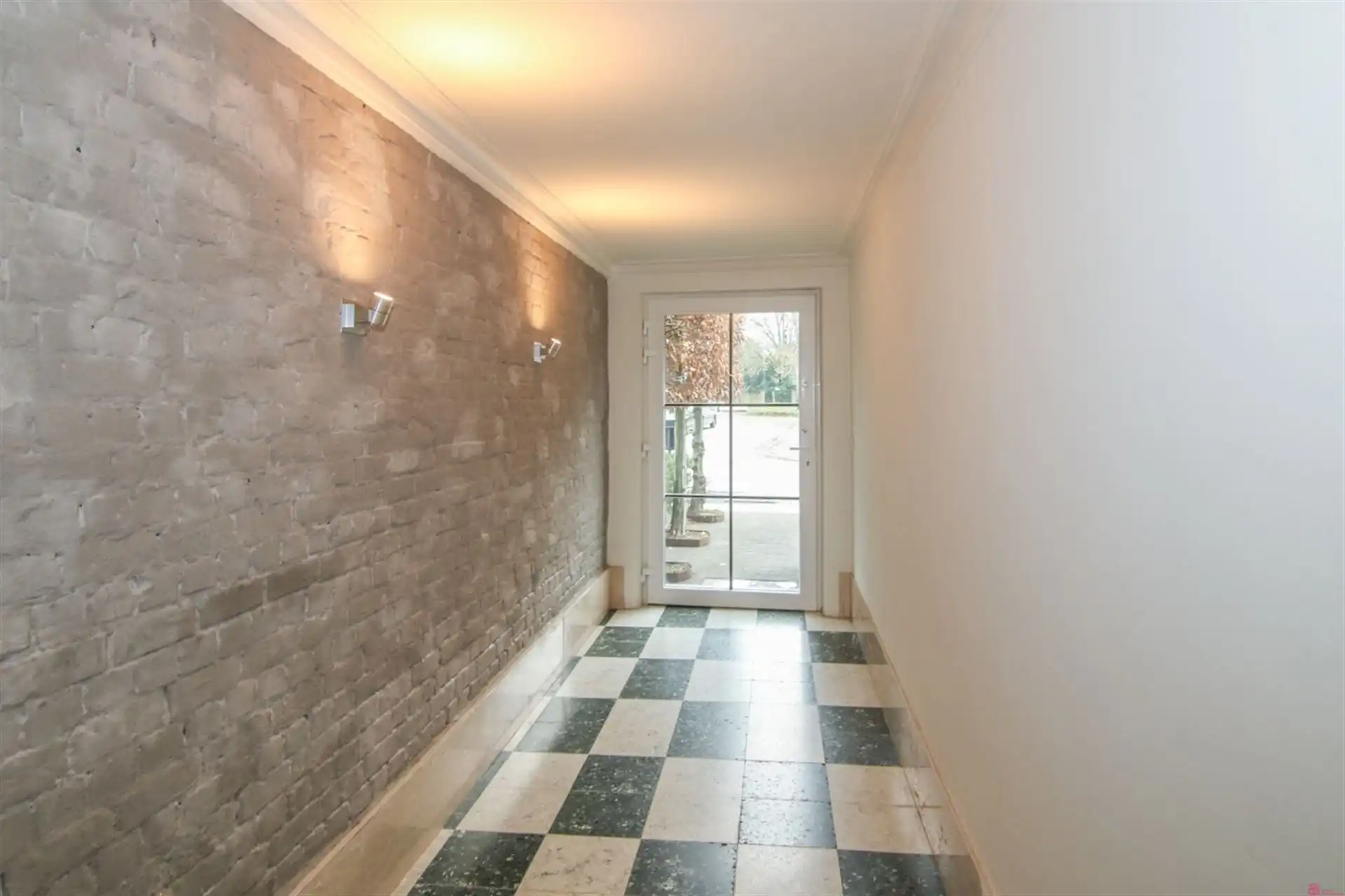 Burgerhuis op topligging in Kortrijk! foto 3