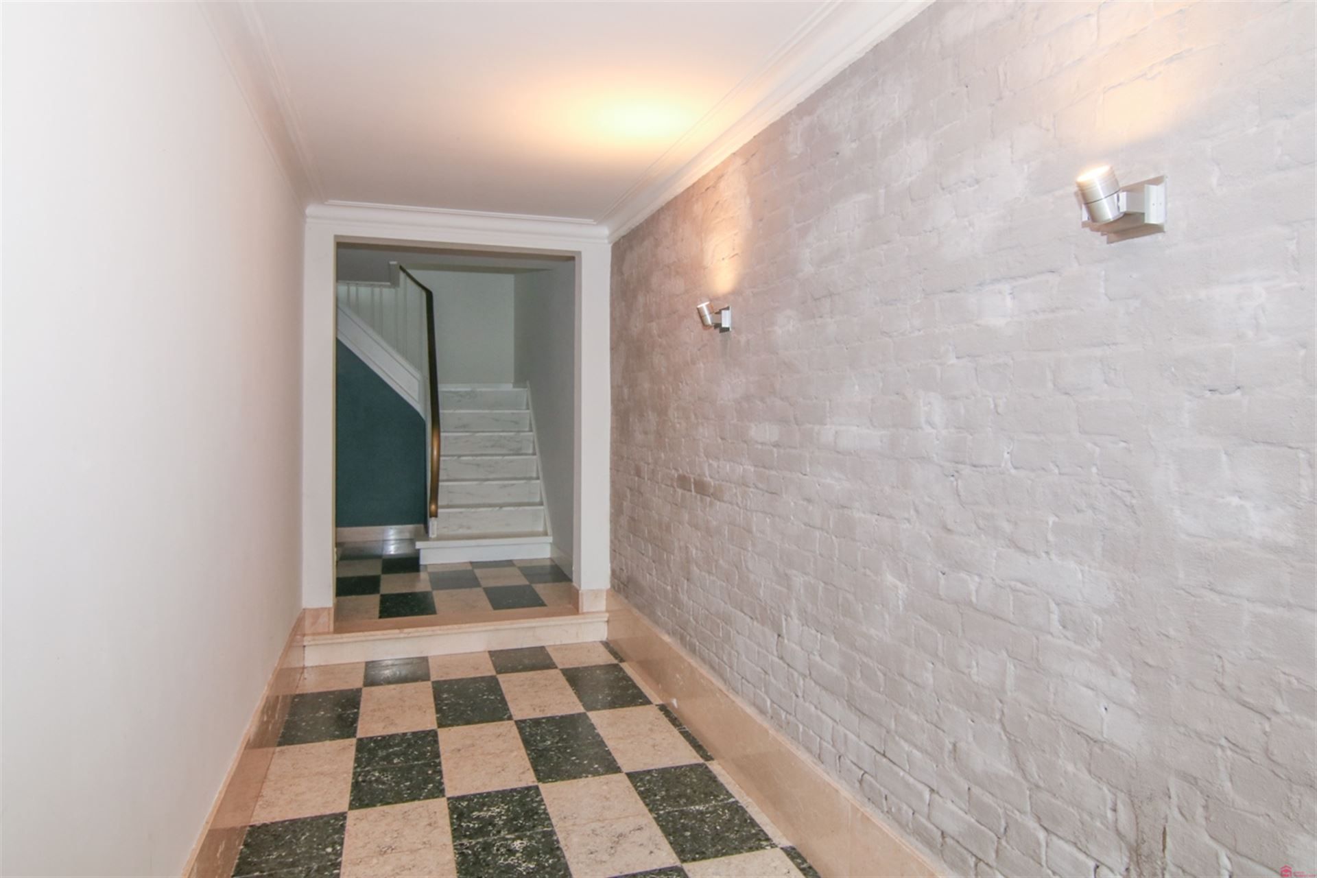 Burgerhuis op topligging in Kortrijk! foto 3