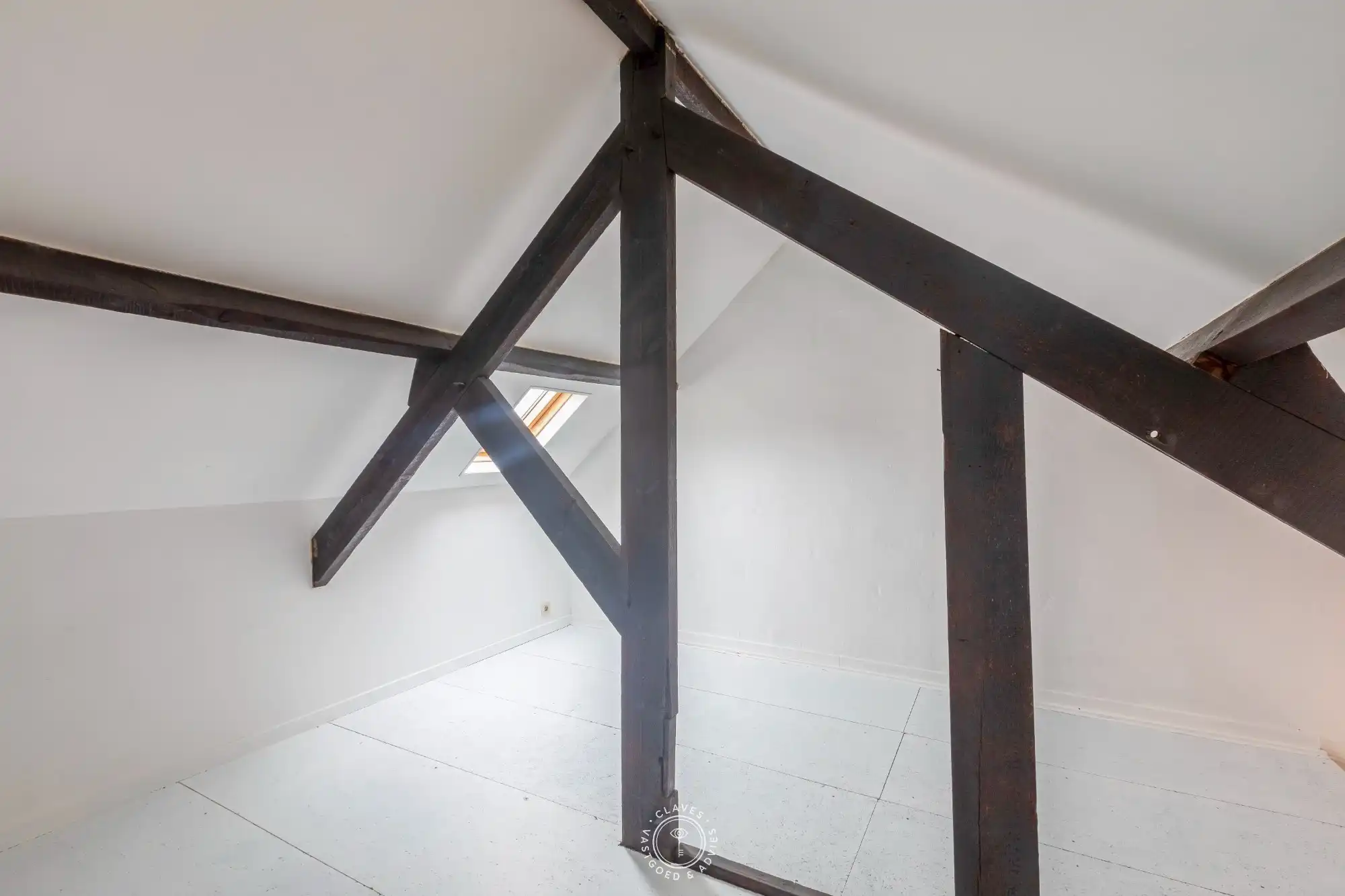 Fijne stadswoning met industriële look op wandelafstand van het station foto 12