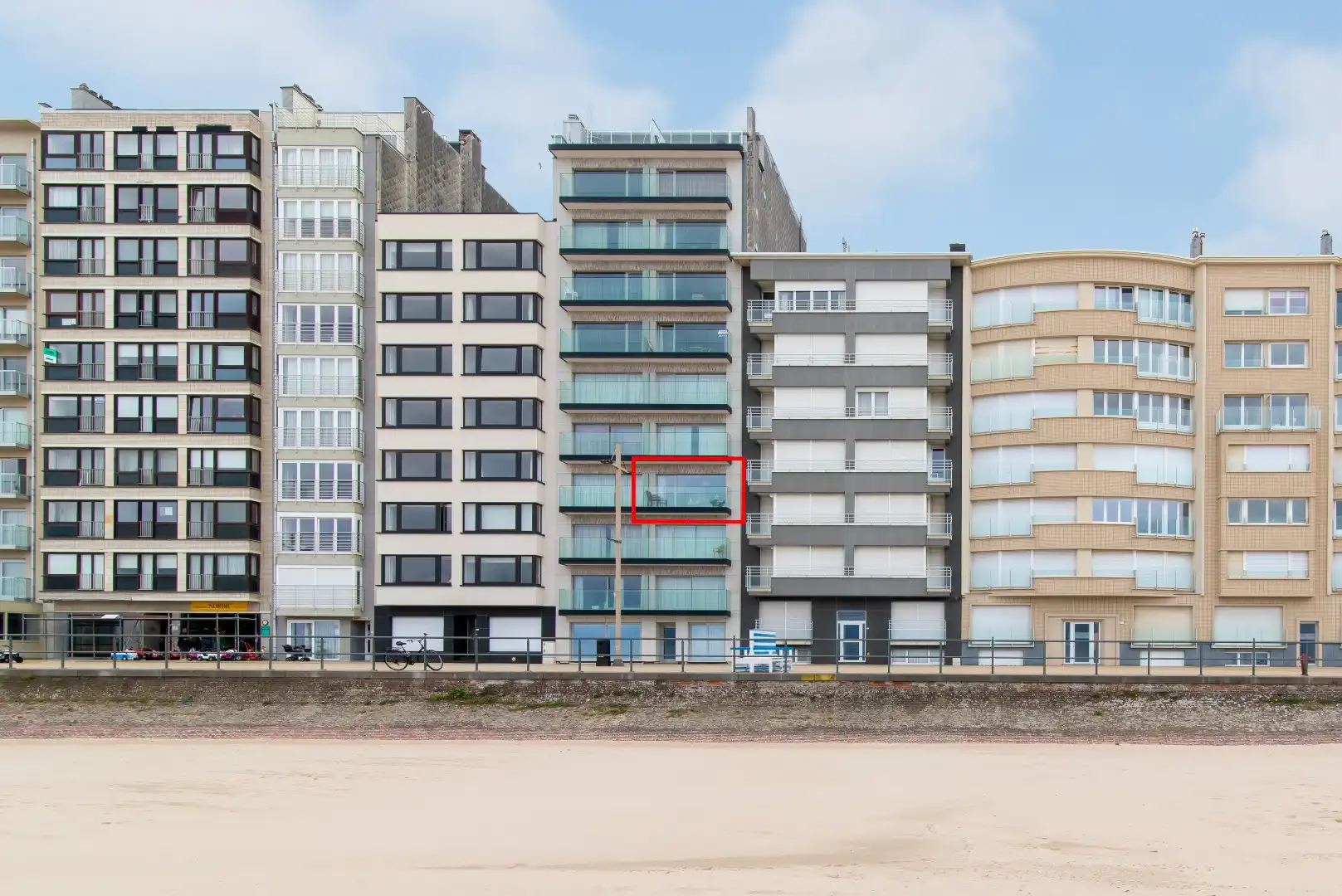 Prachtig gerenoveerd doorloopappartement met 2 slaapkamers foto 18