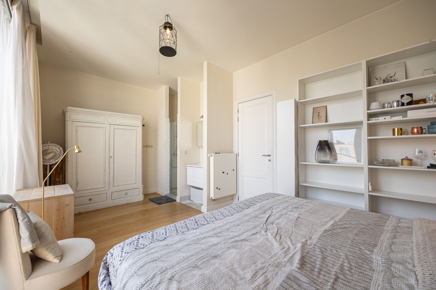 Unieke en energiezuinige stadsvilla (224m²) met fantastisch zonneterras in het hart van historisch Antwerpen – luxe, rust en boordevol karakter! foto 13