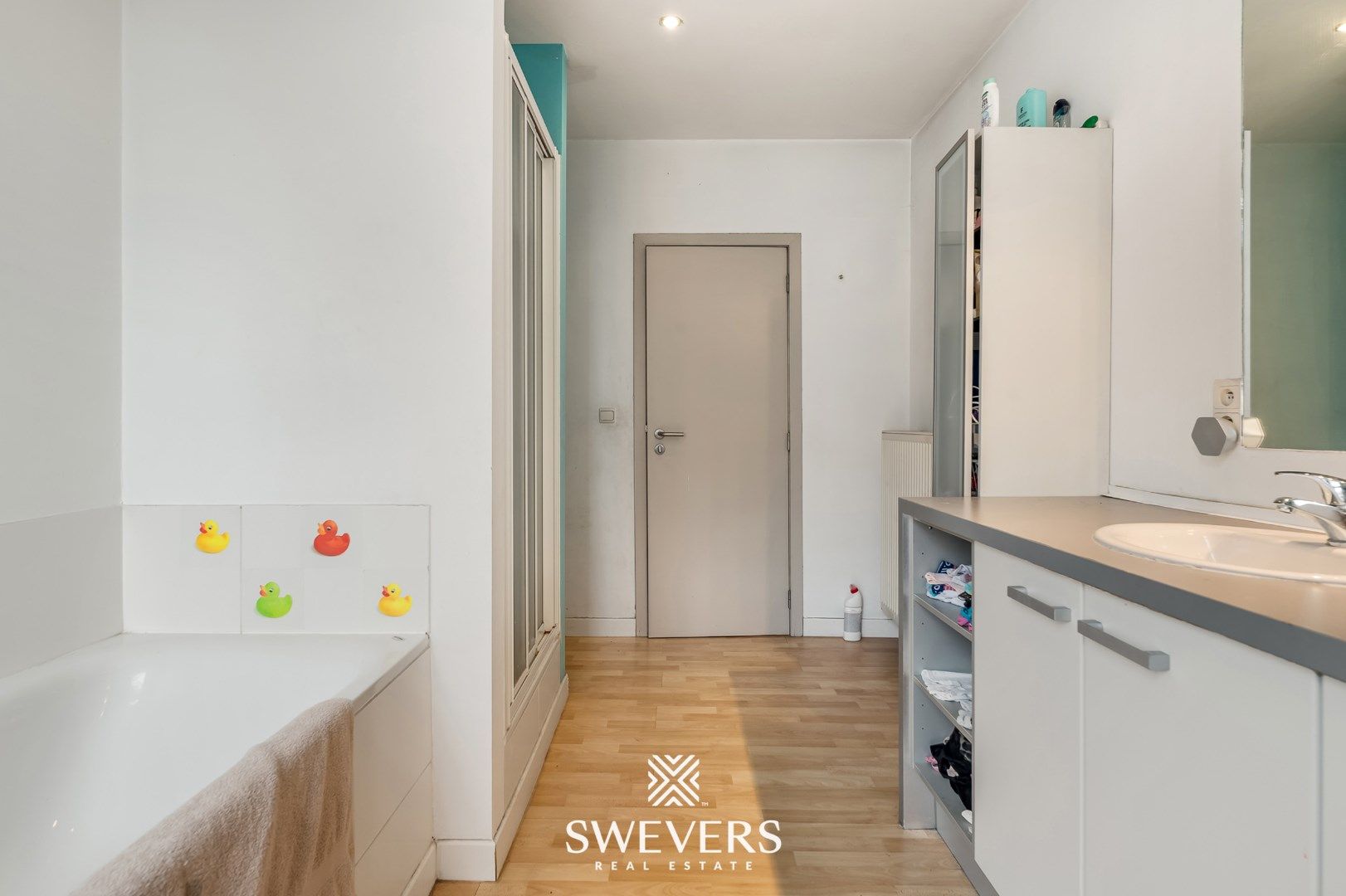 Te renoveren woning in hartje Beringen foto 14